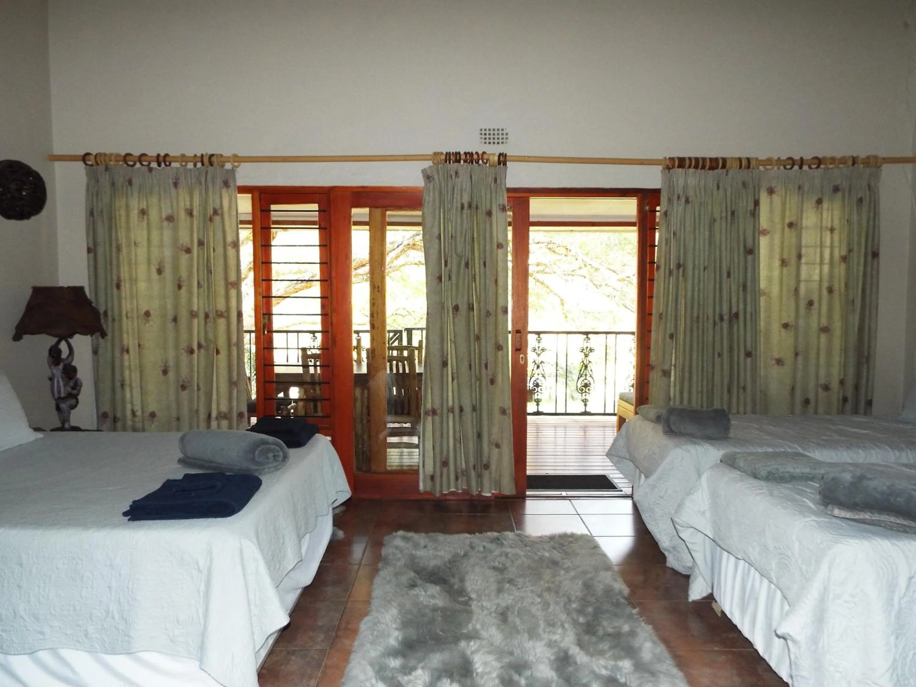 Photo of the whole room, Bed in Aloes Country Inn