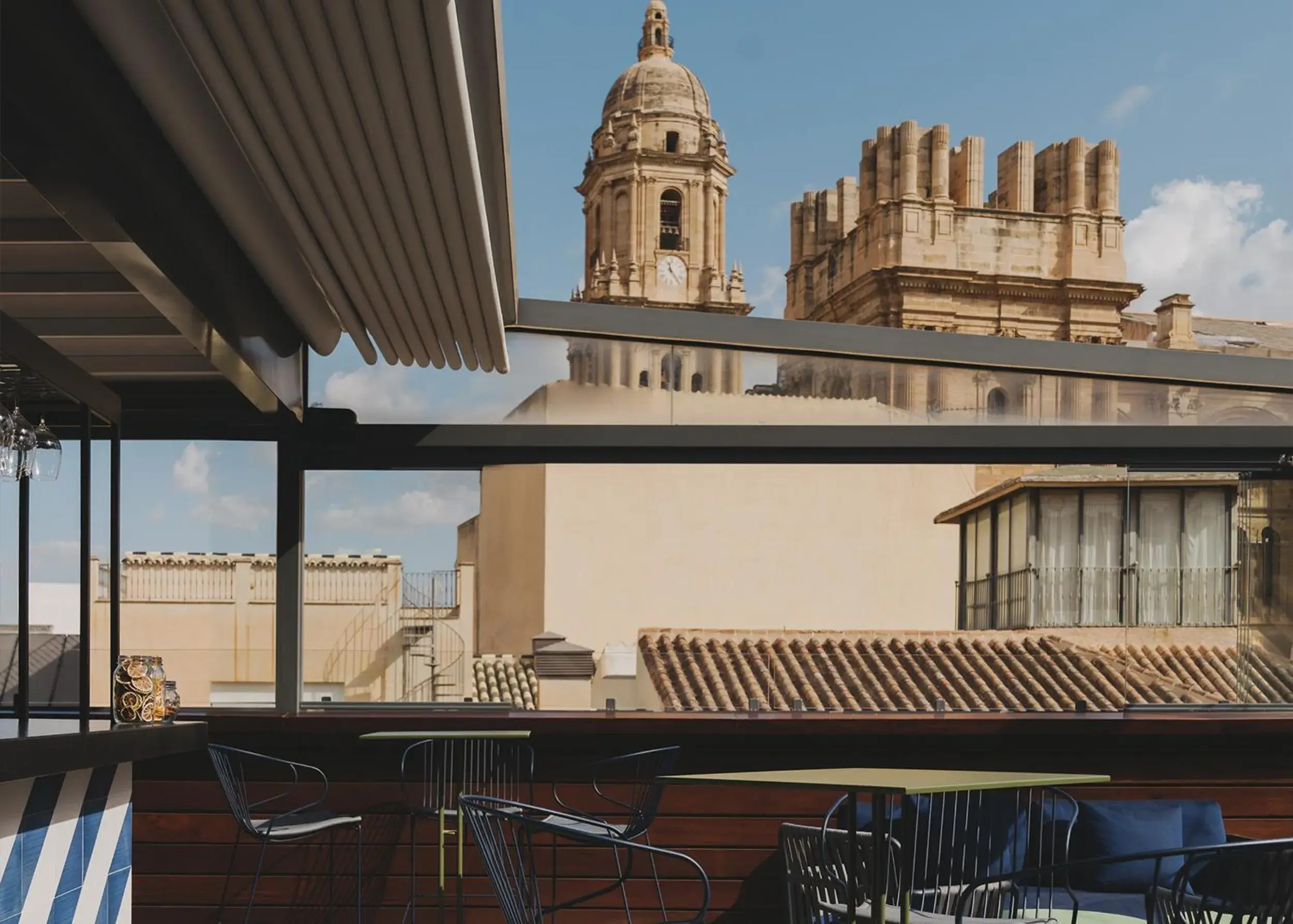 Property building in Catalonia Molina Lario Property building in Catalonia Molina Lario