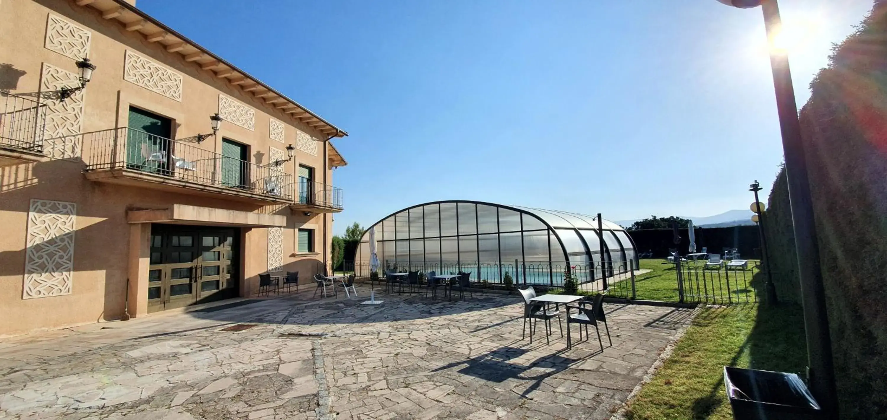 Swimming pool in Mirasierra Swimming pool in Mirasierra