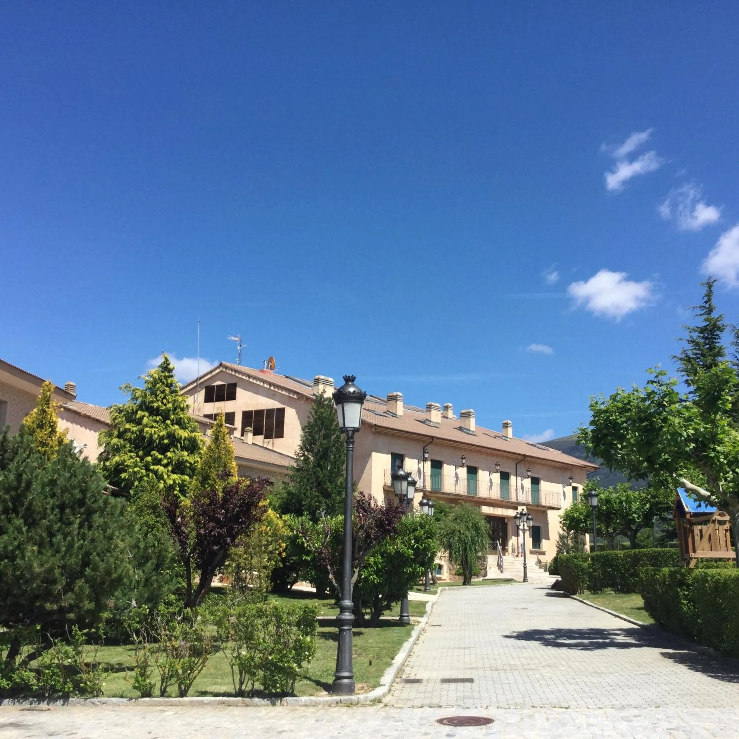 Off site in Mirasierra