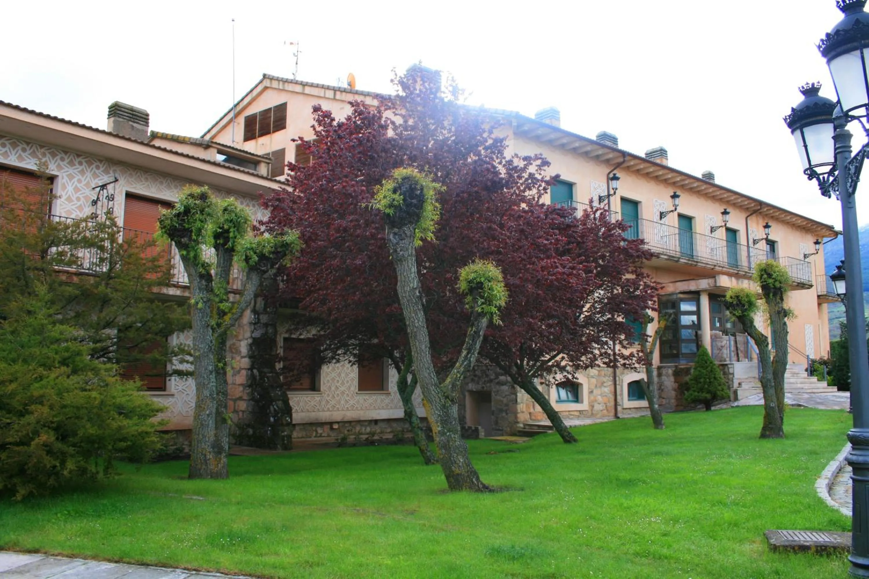 Property building in Mirasierra