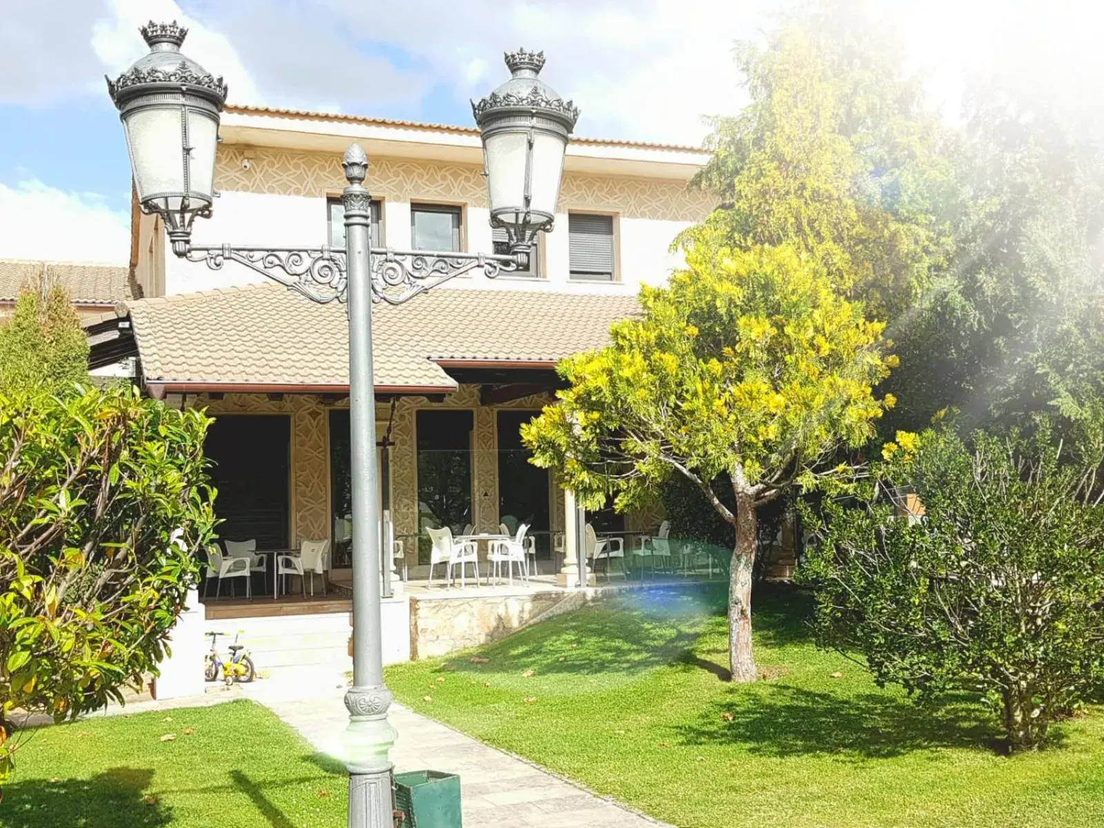 Property building in Mirasierra Property building in Mirasierra