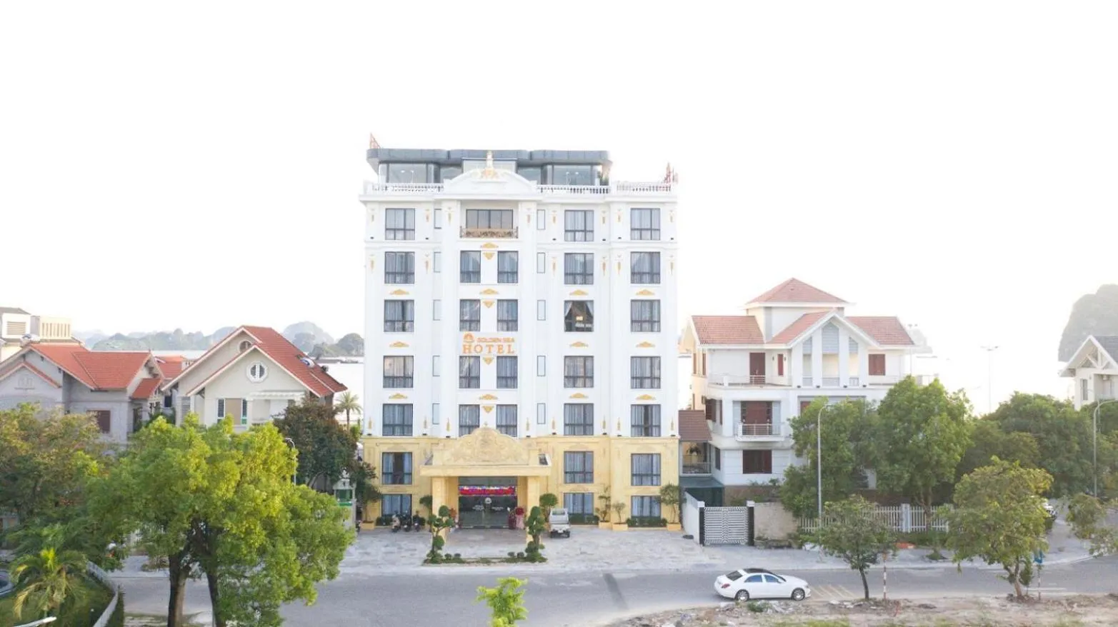 Property building in Golden Sea HaLong Hotel