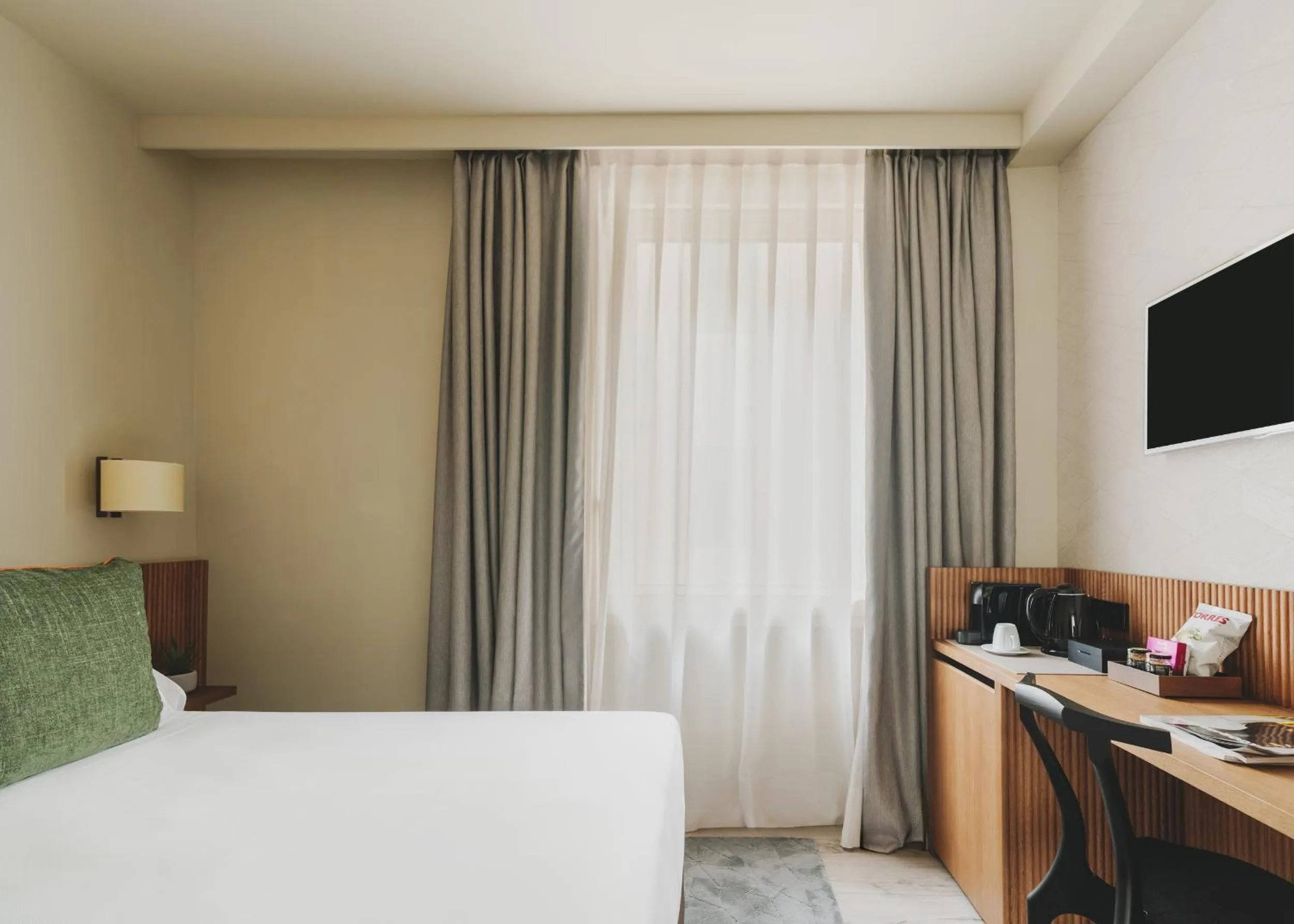 Bed in Gallery Hotel 4 Sup