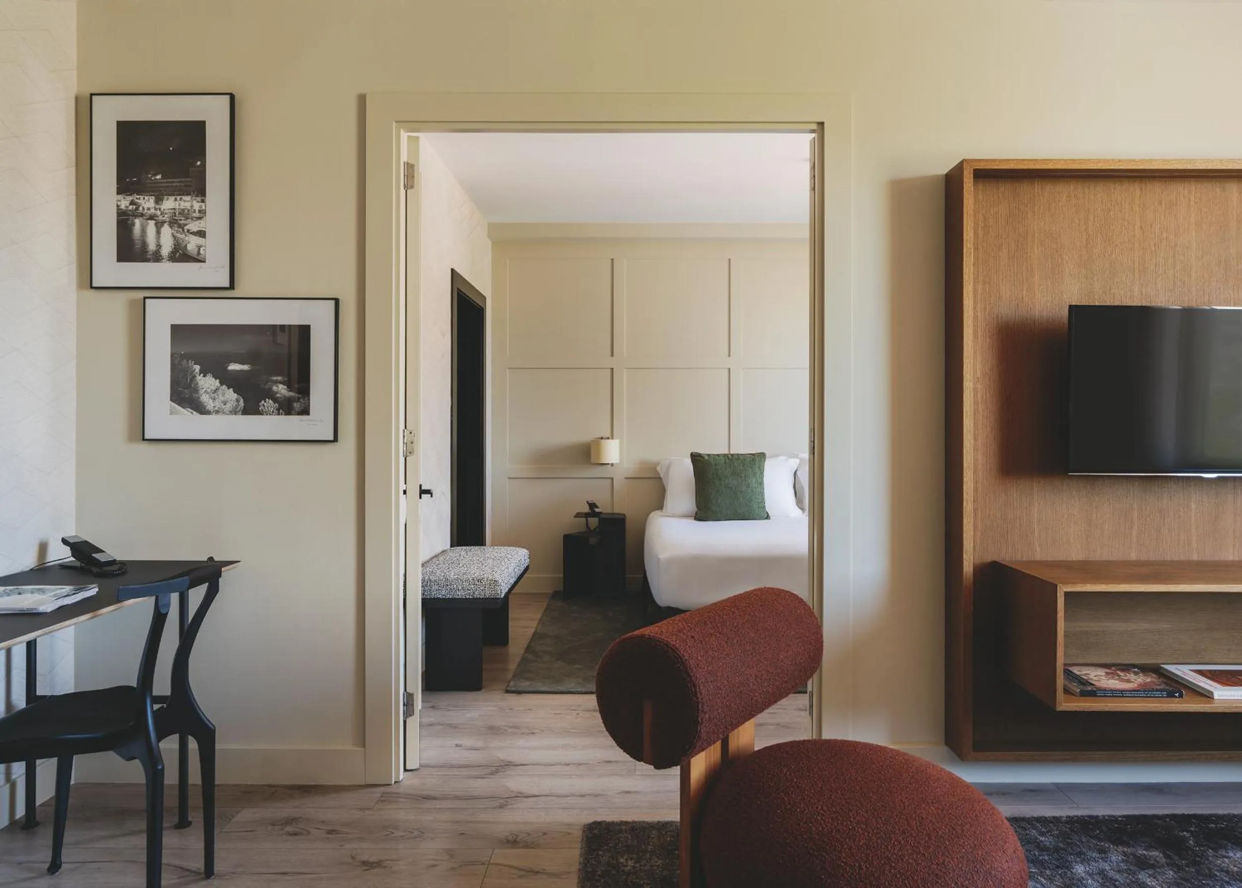 Bed in Gallery Hotel 4 Sup