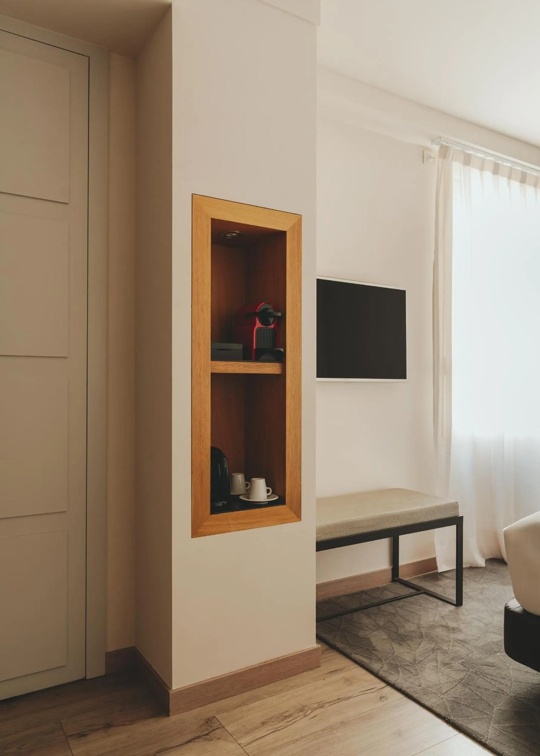 Decorative detail in Gallery Hotel 4 Sup