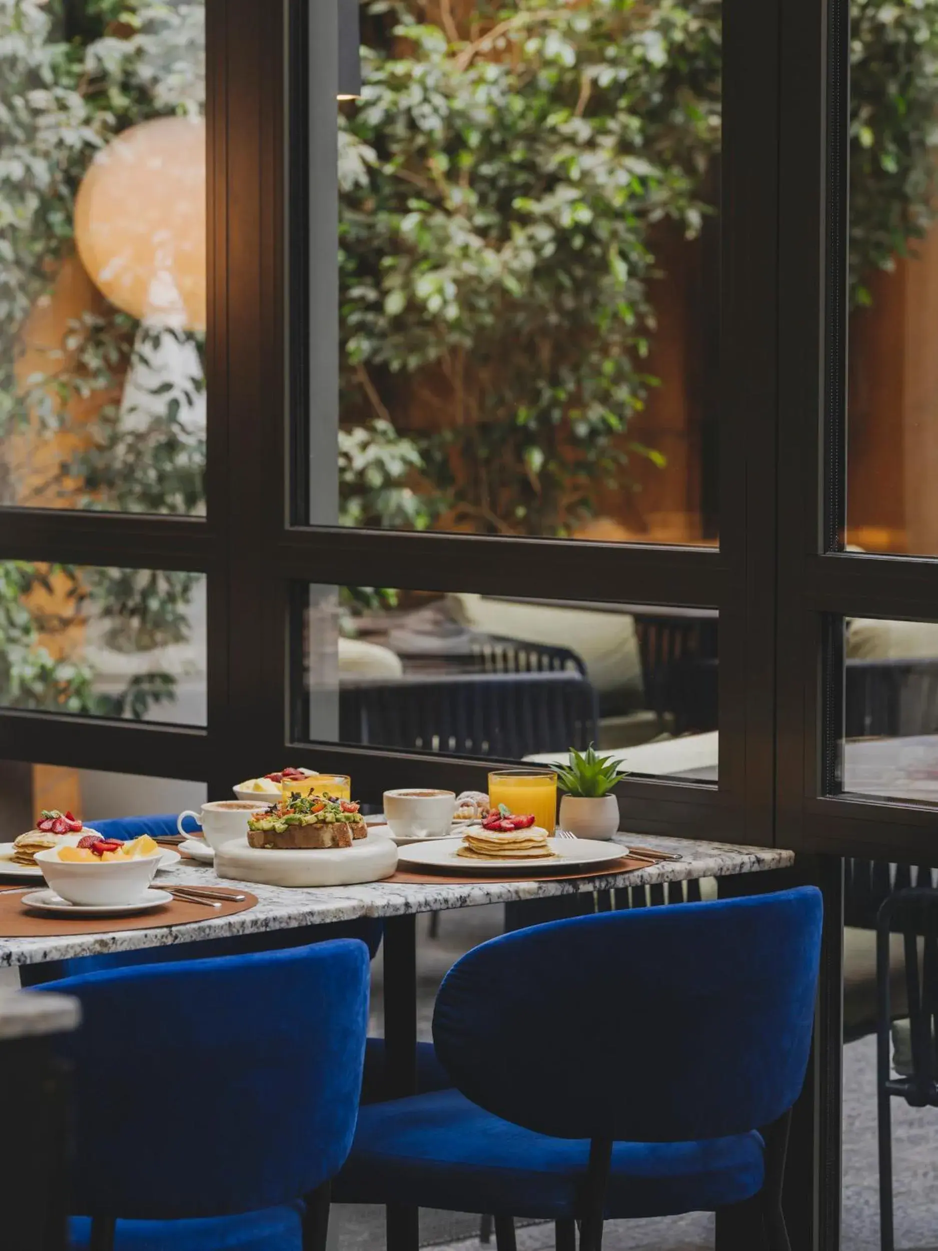 Breakfast in Gallery Hotel 4 Sup Breakfast in Gallery Hotel 4 Sup