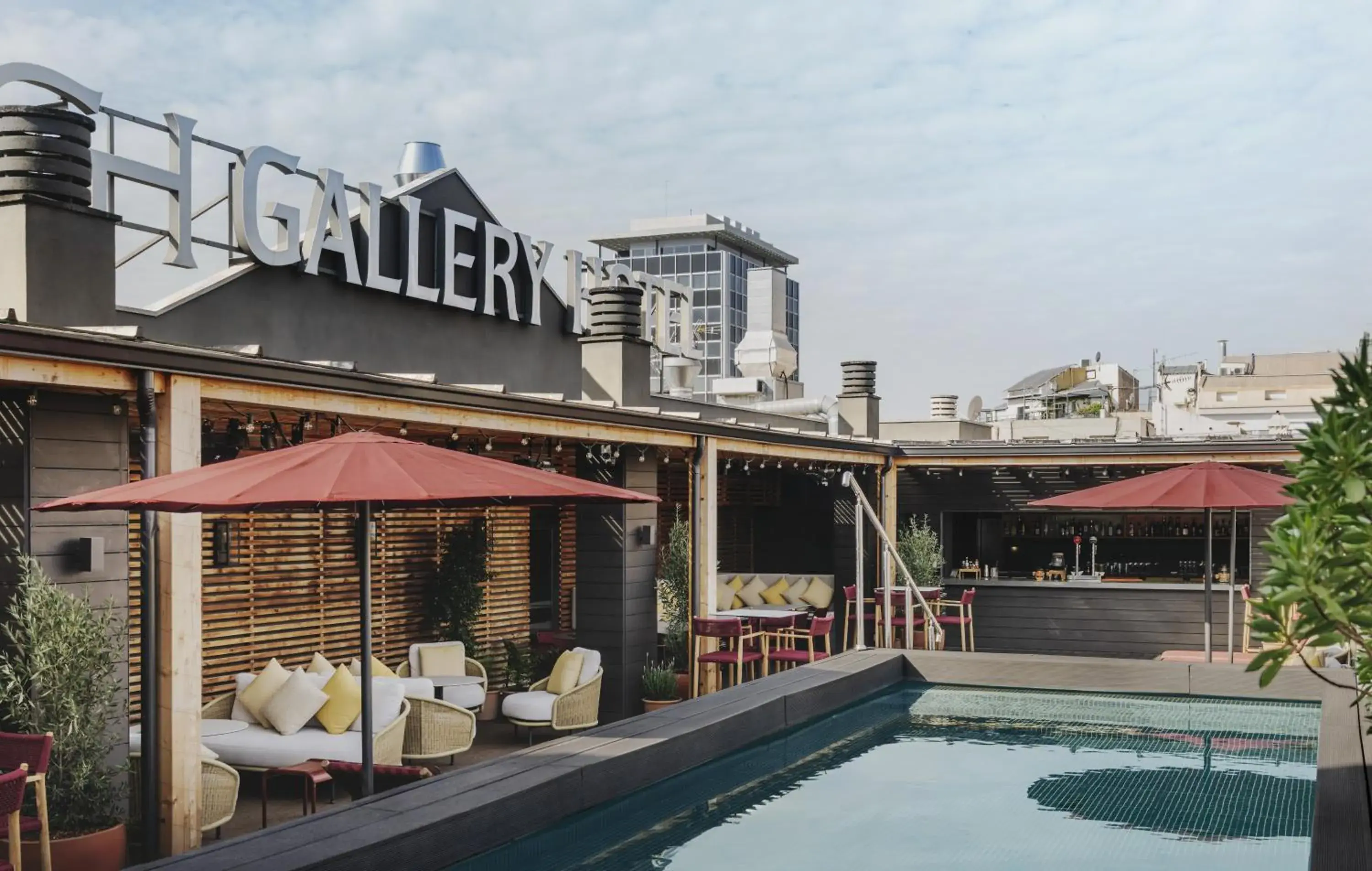 Swimming pool in Gallery Hotel 4 Sup Swimming pool in Gallery Hotel 4 Sup