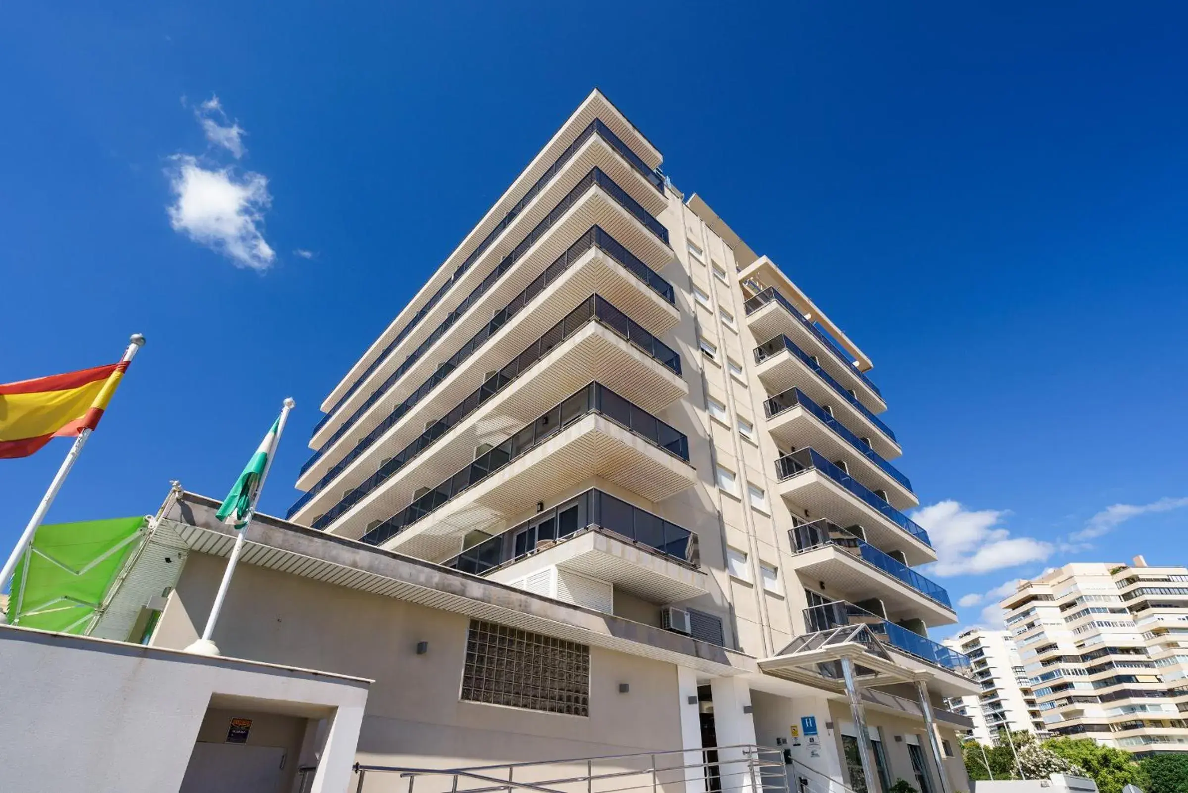 Facade/entrance in Hotel Isabel Facade/entrance in Hotel Isabel