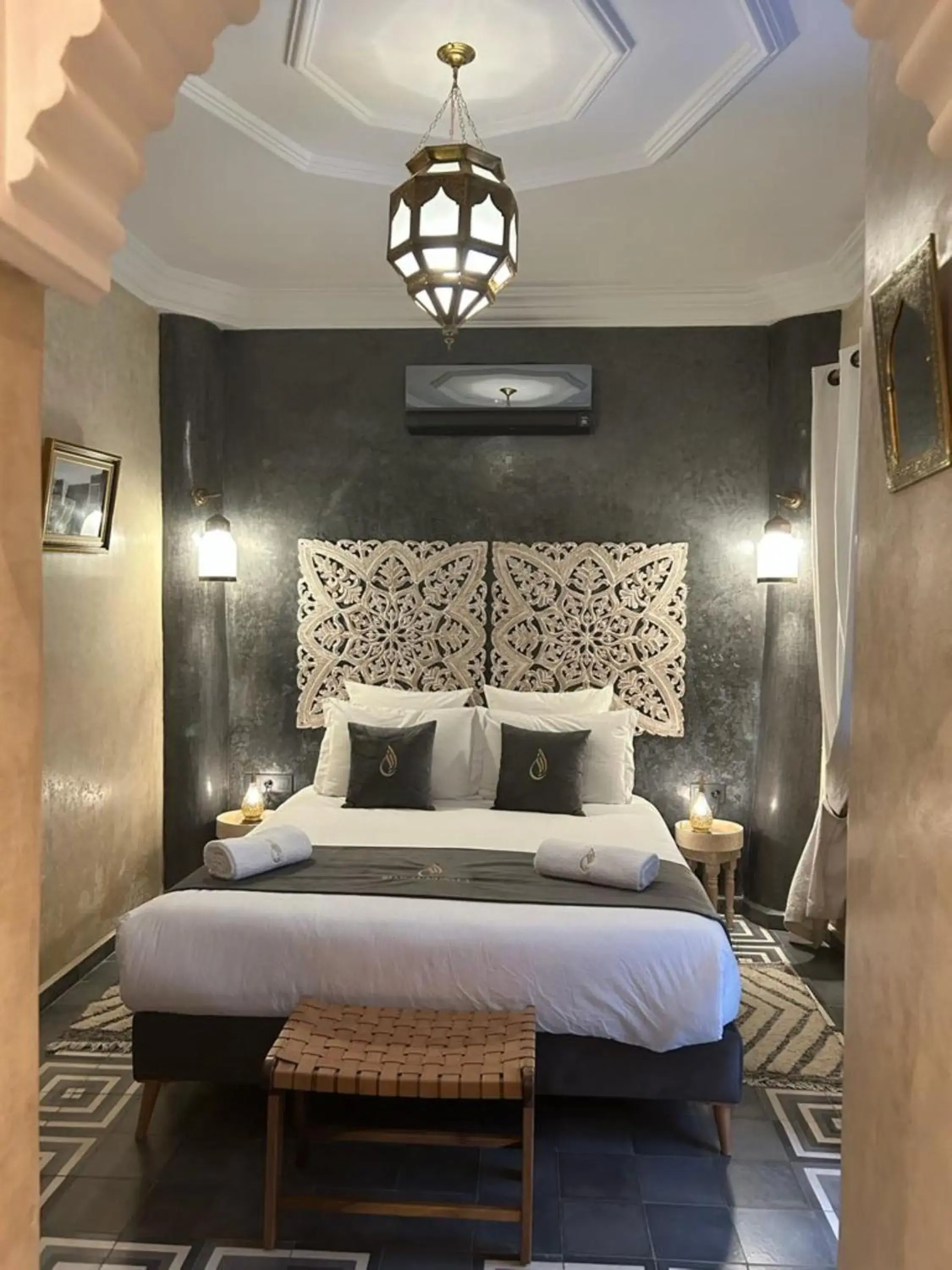Deluxe Double Room in Riad Al Nubala Deluxe Double Room in Riad Al Nubala