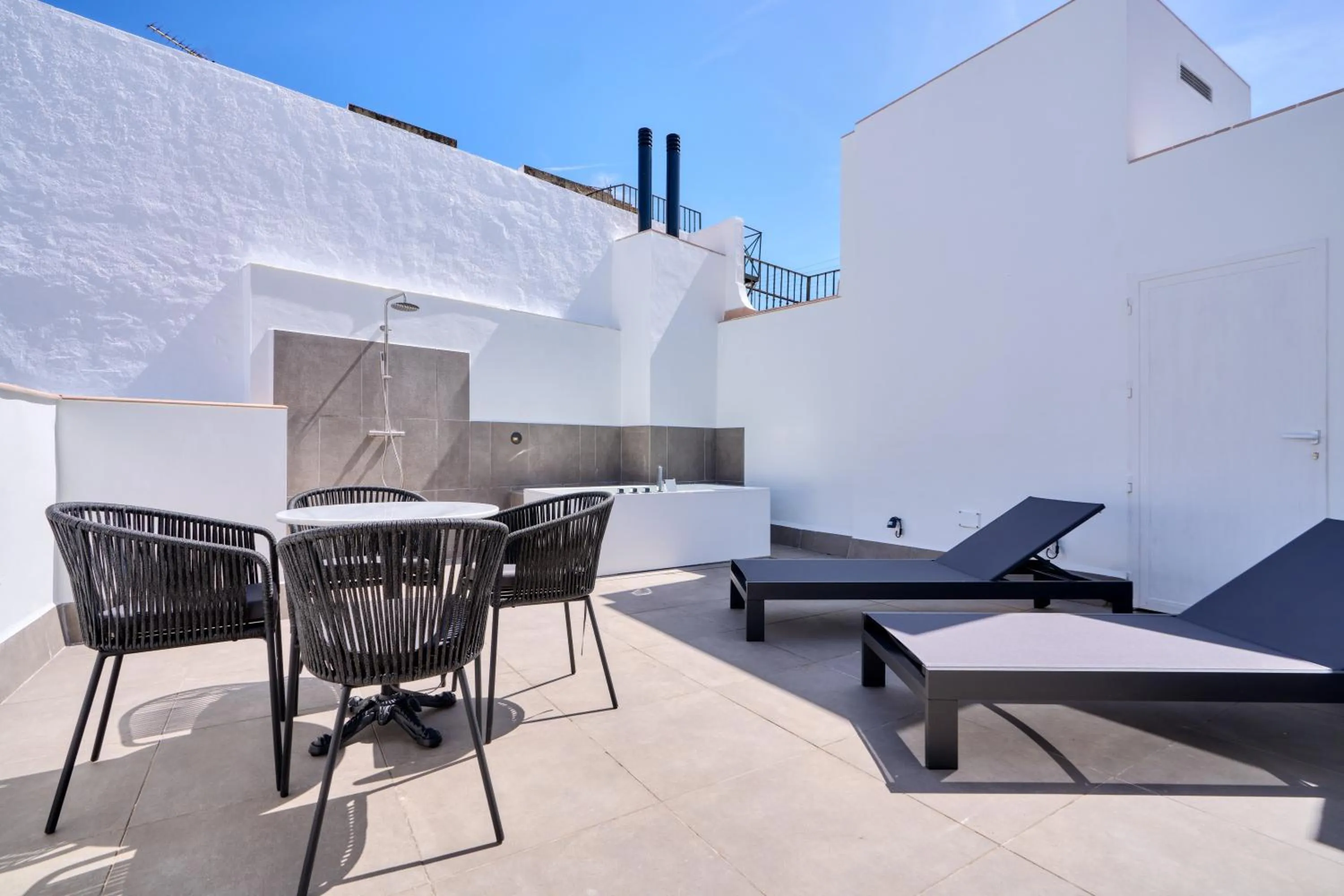 Shower in Hotel Murillo Reinoso