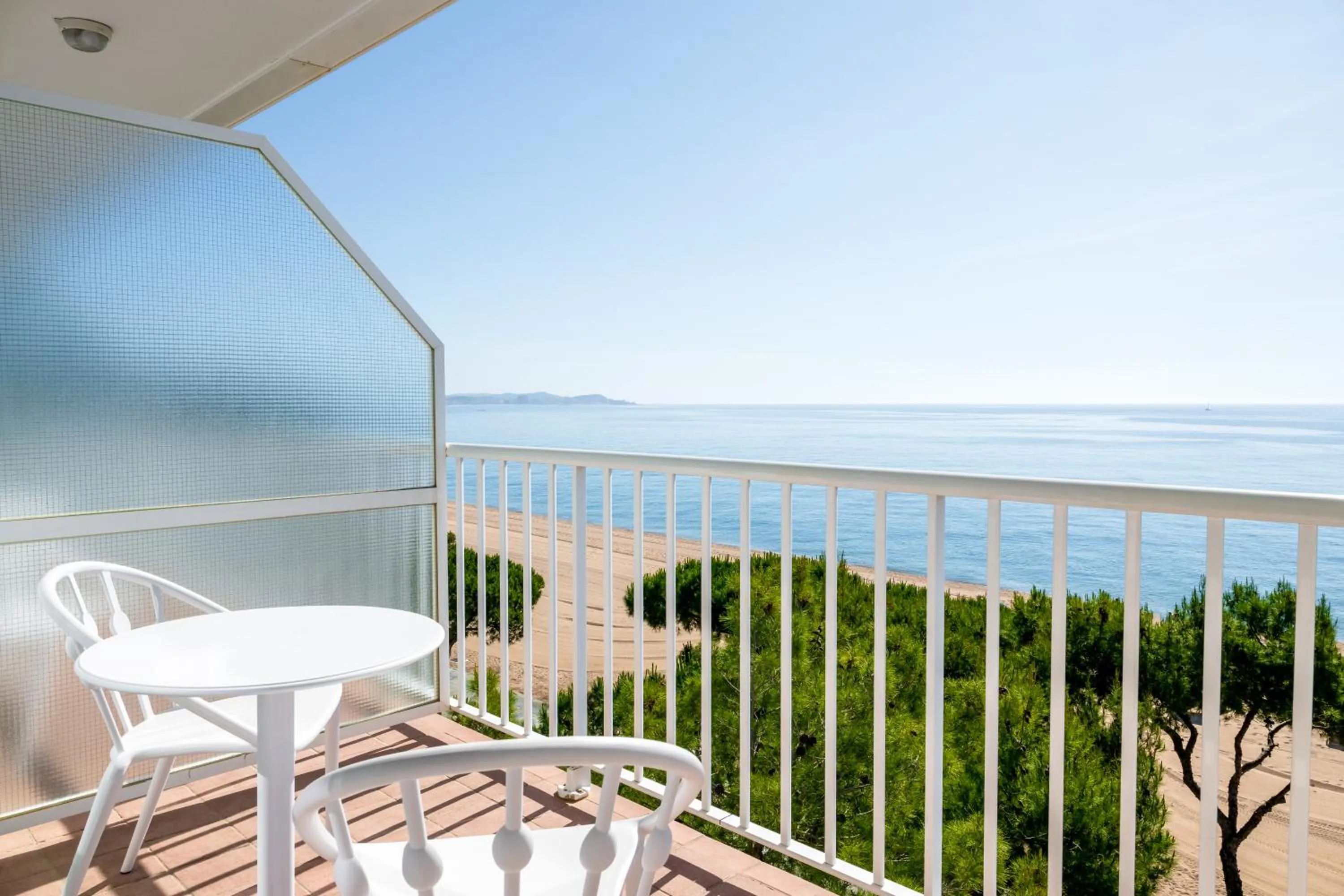 Day in Hotel Planamar by Escampa Hotels