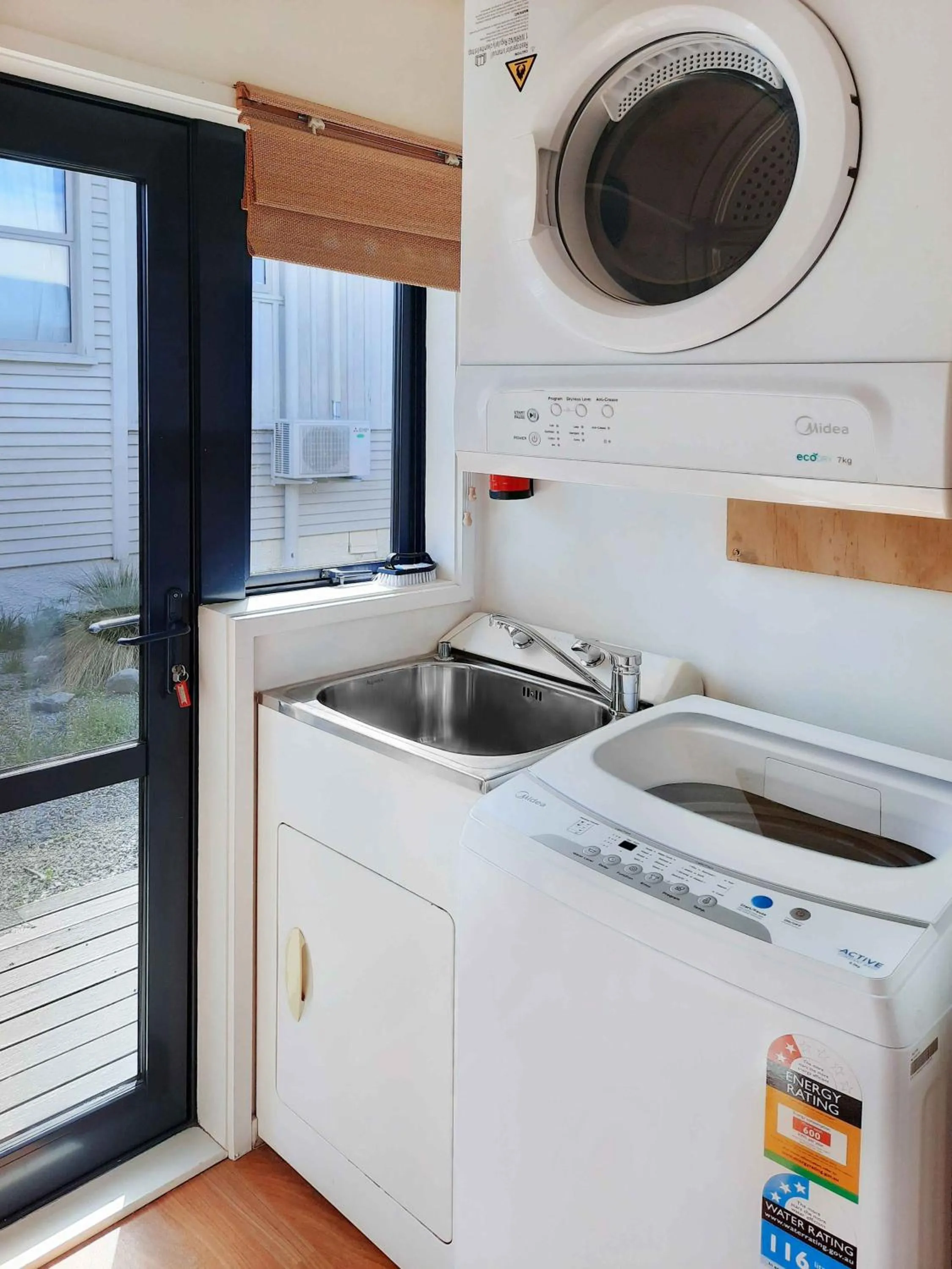 washing machine in Twin Stars