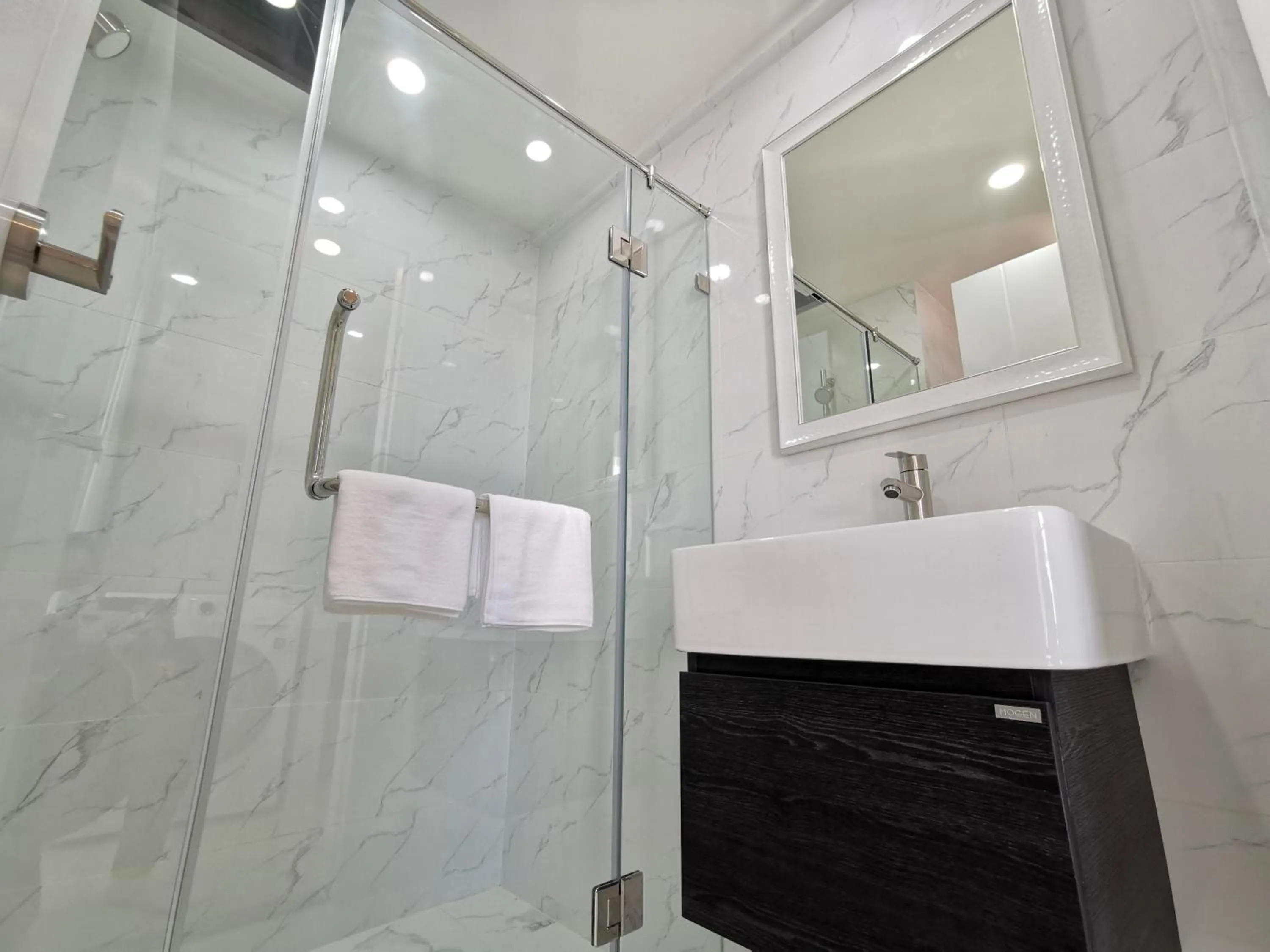 Bathroom in ABC@48 Hotel & Service Apartment