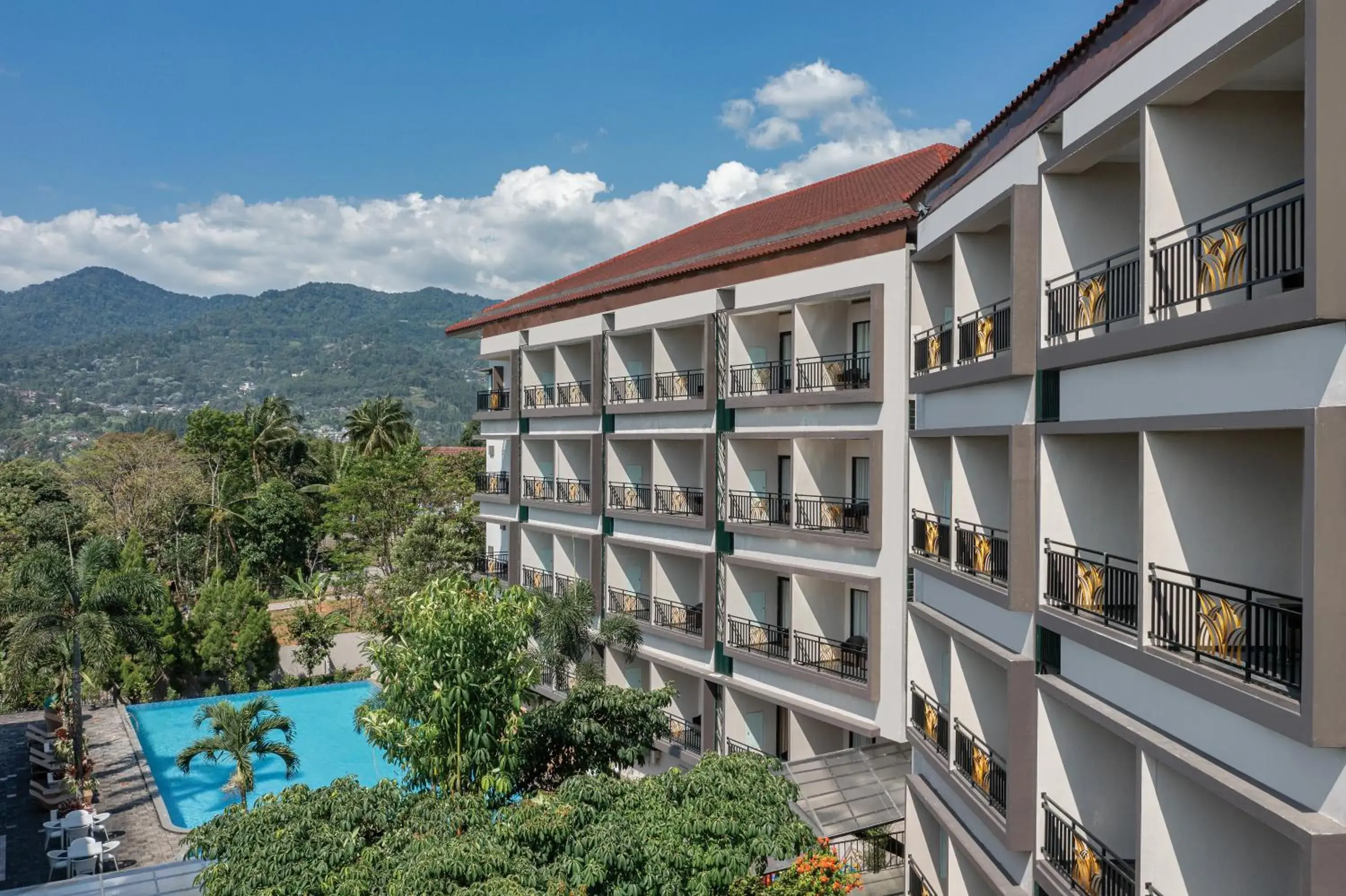 Property building in The Green Peak, ARTOTEL Curated Property building in The Green Peak, ARTOTEL Curated