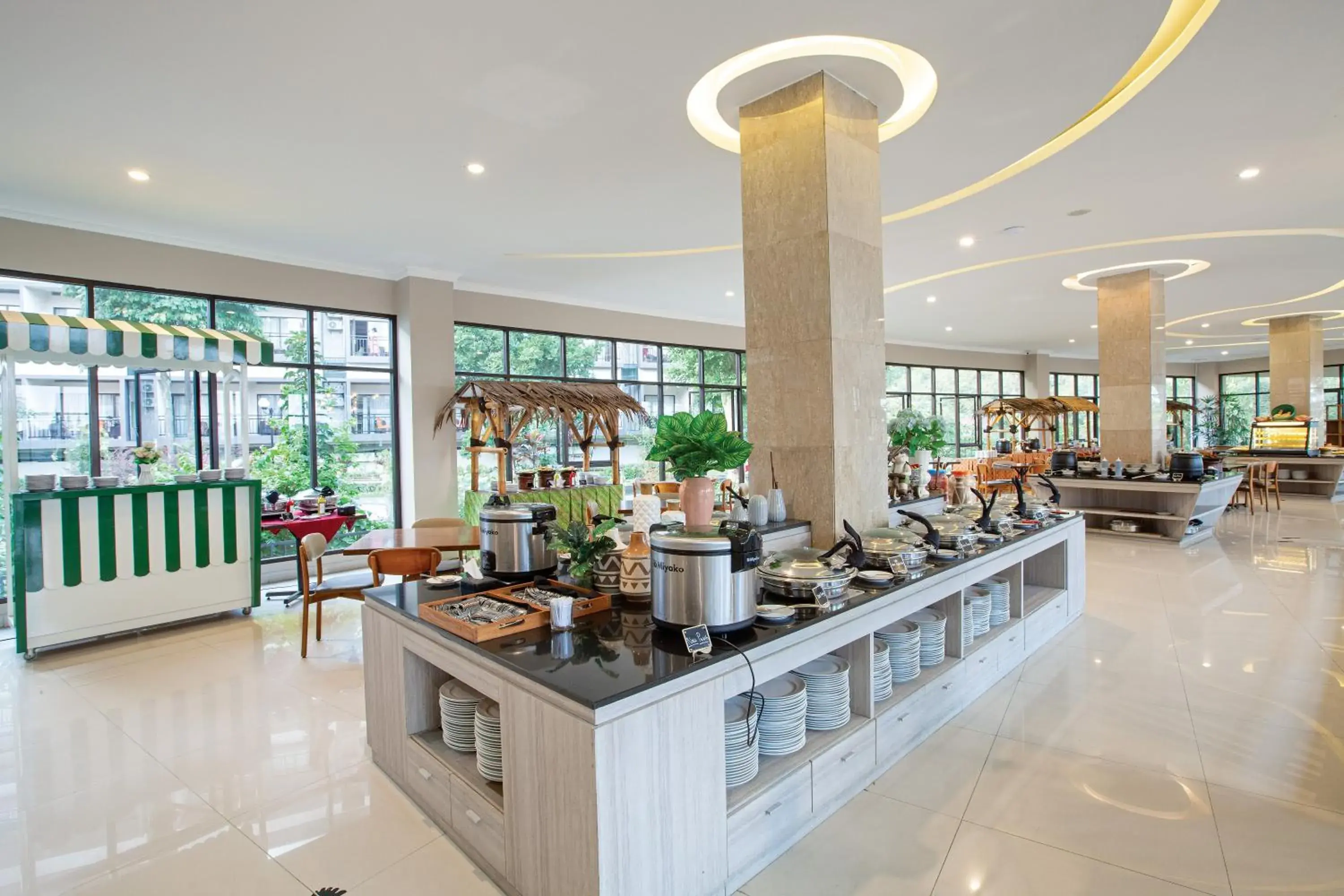 Restaurant/places to eat in The Green Peak, ARTOTEL Curated Restaurant/places to eat in The Green Peak, ARTOTEL Curated