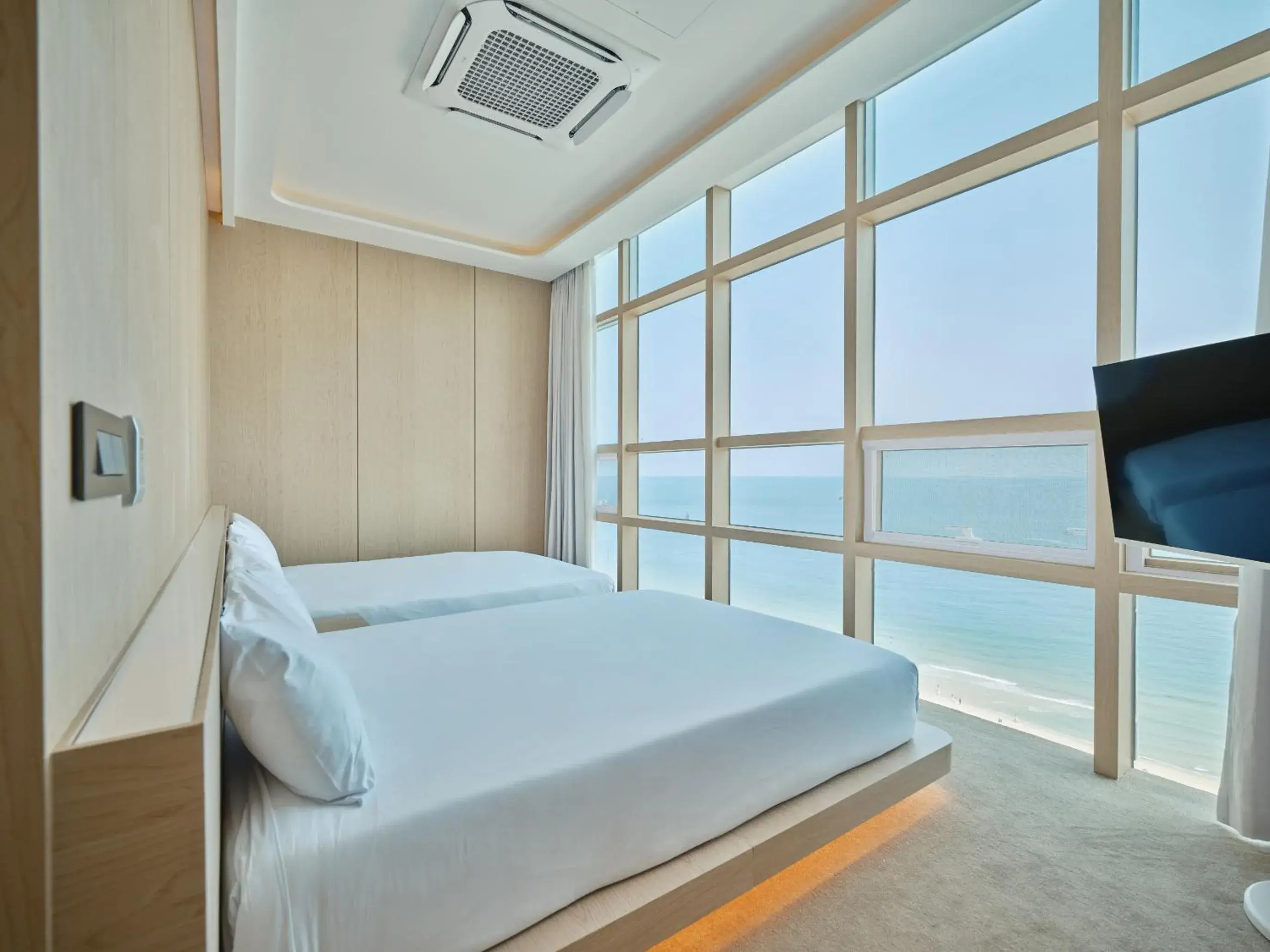 Bed in UH Suite The Haeundae Bed in UH Suite The Haeundae