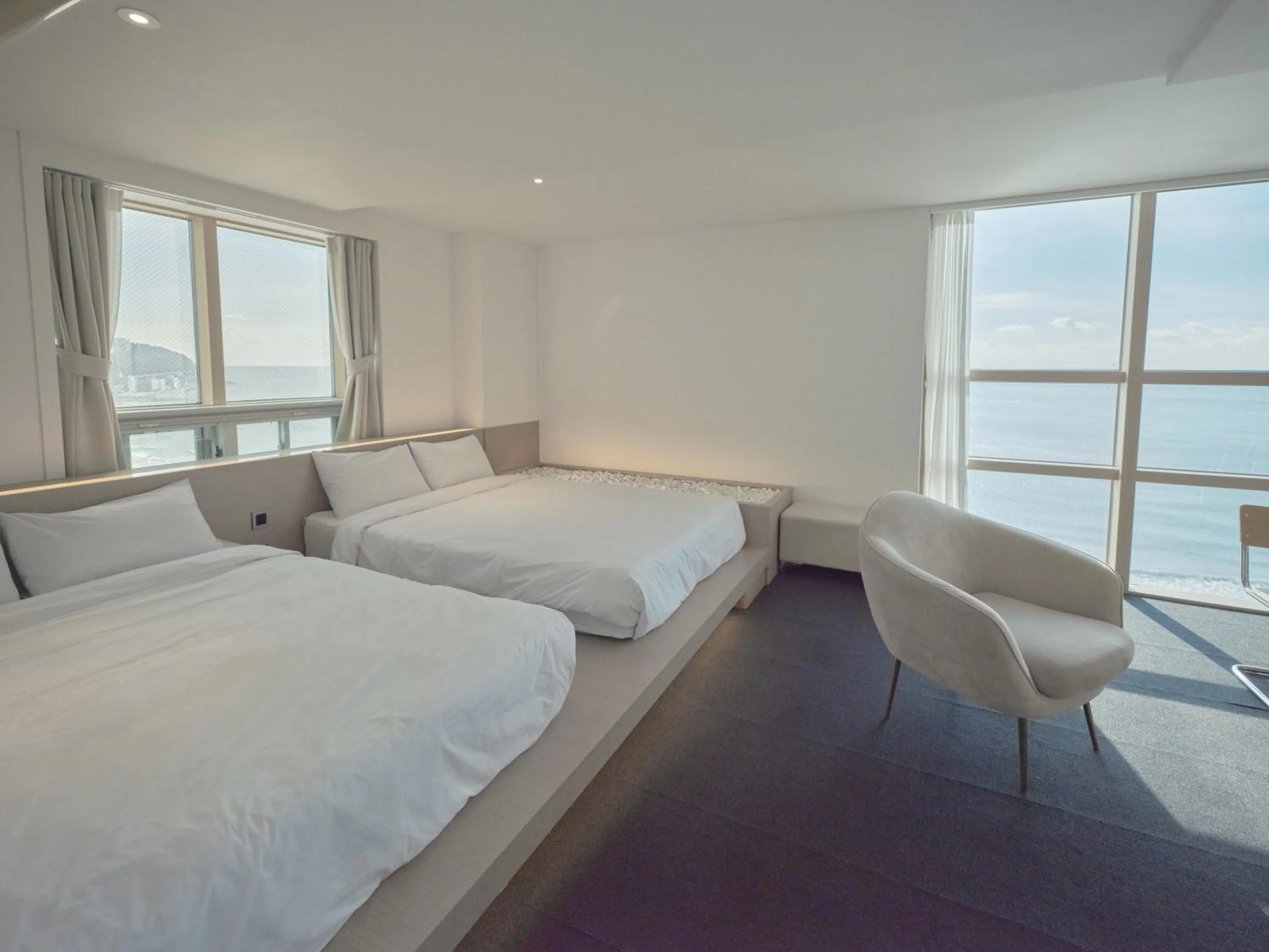 Bedroom, Bed in UH Suite The Haeundae