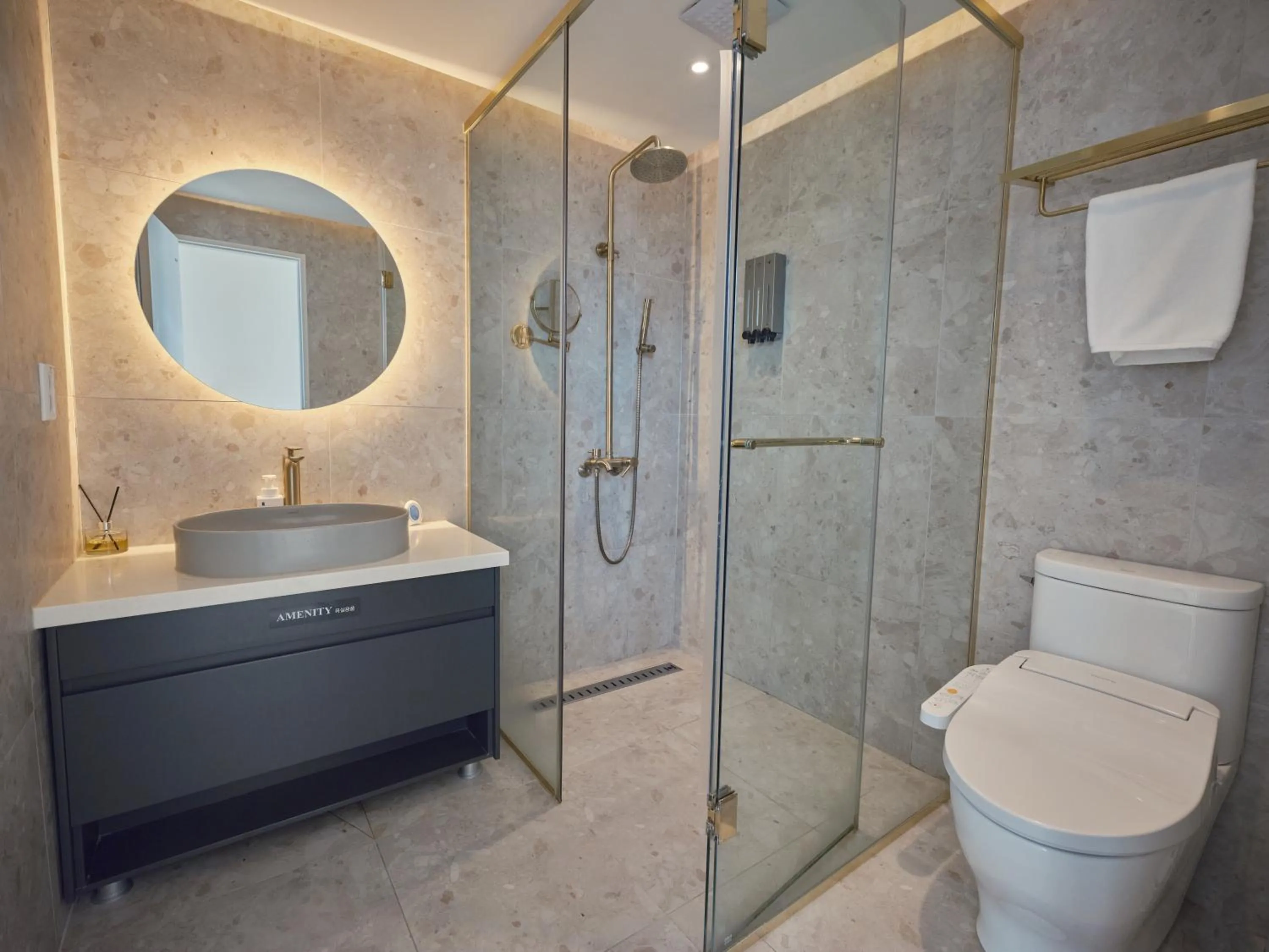 Toilet in UH Suite The Haeundae