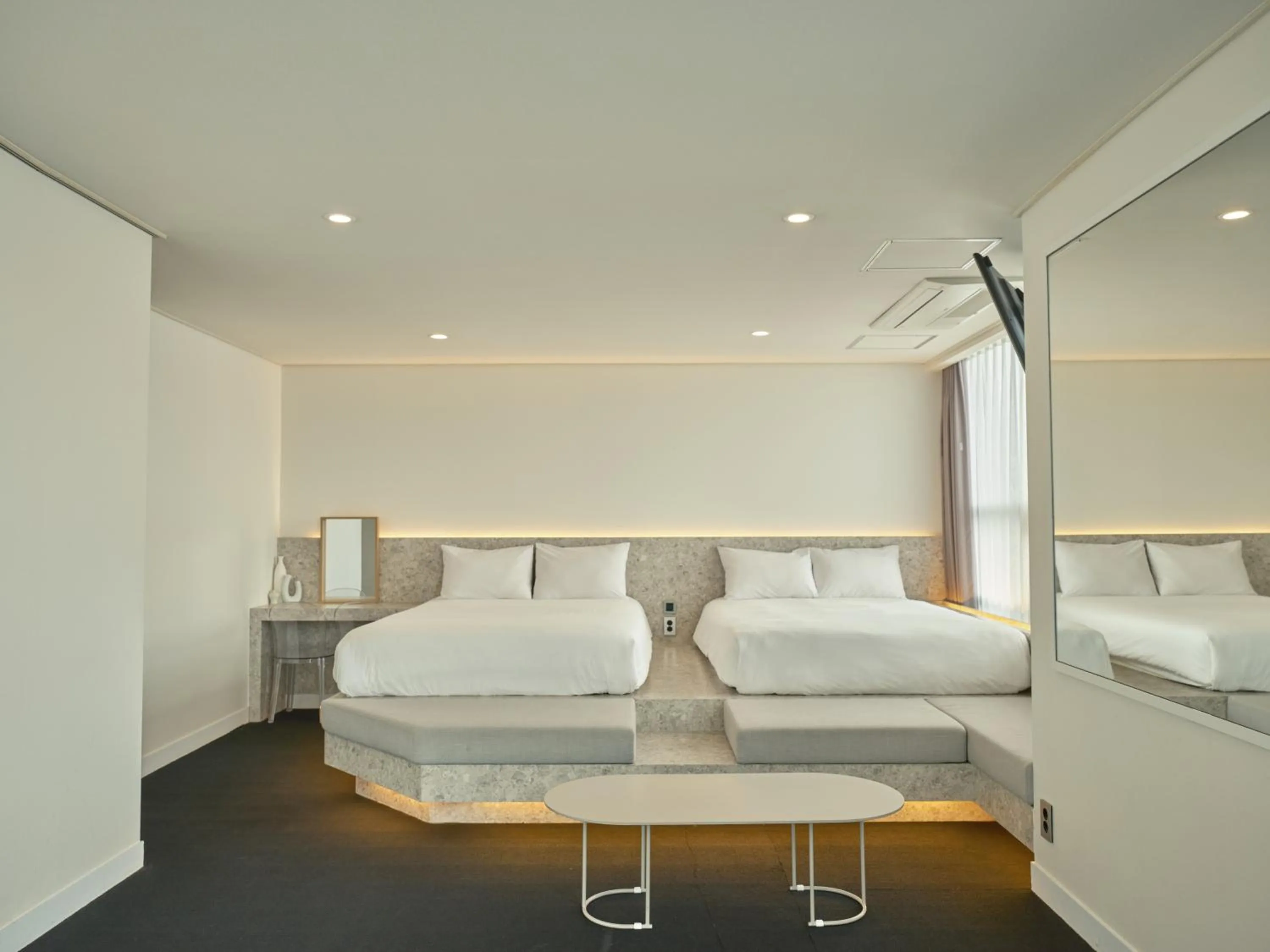 Bed in UH Suite The Haeundae