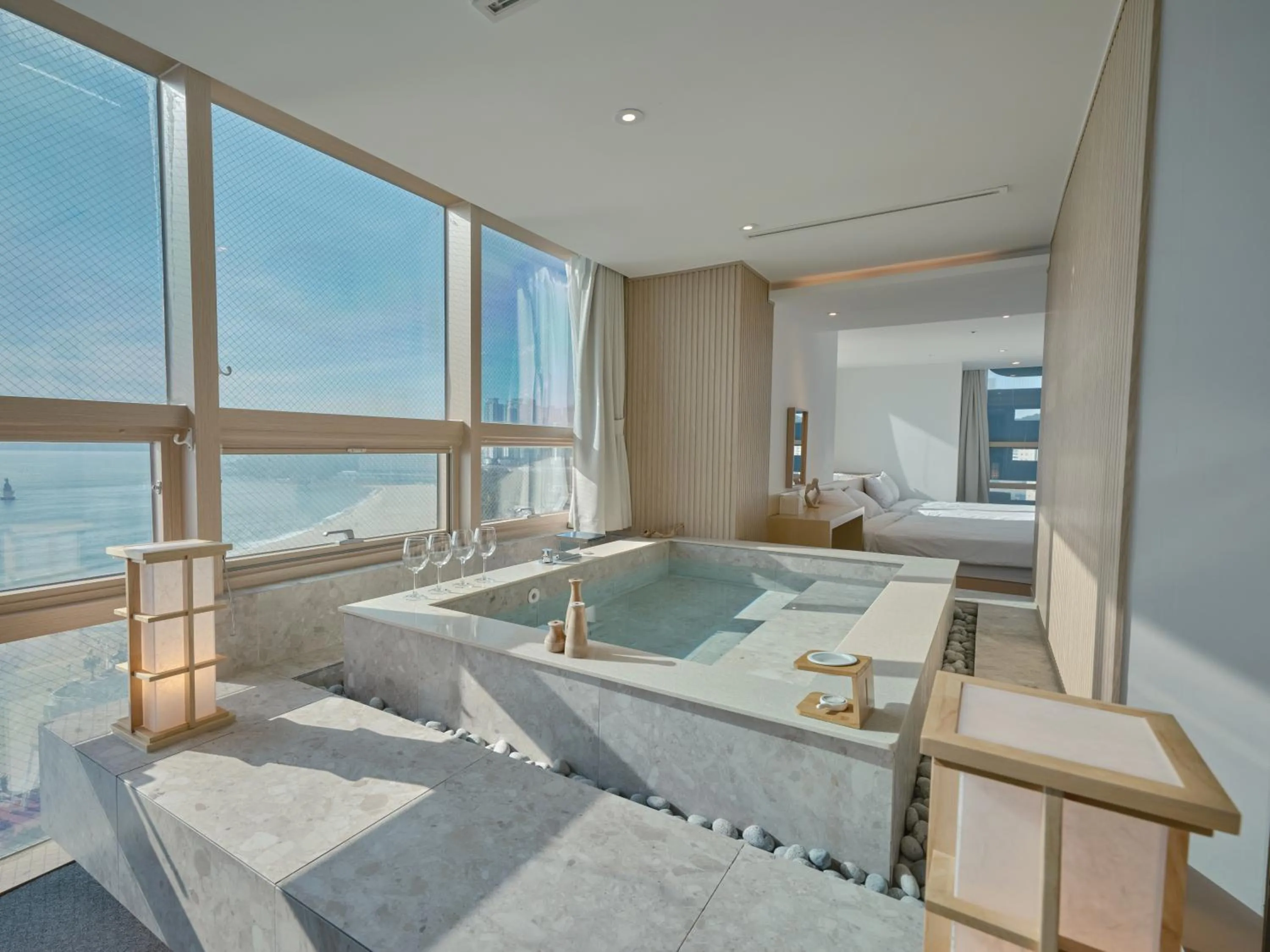 Bedroom, Bed in UH Suite The Haeundae