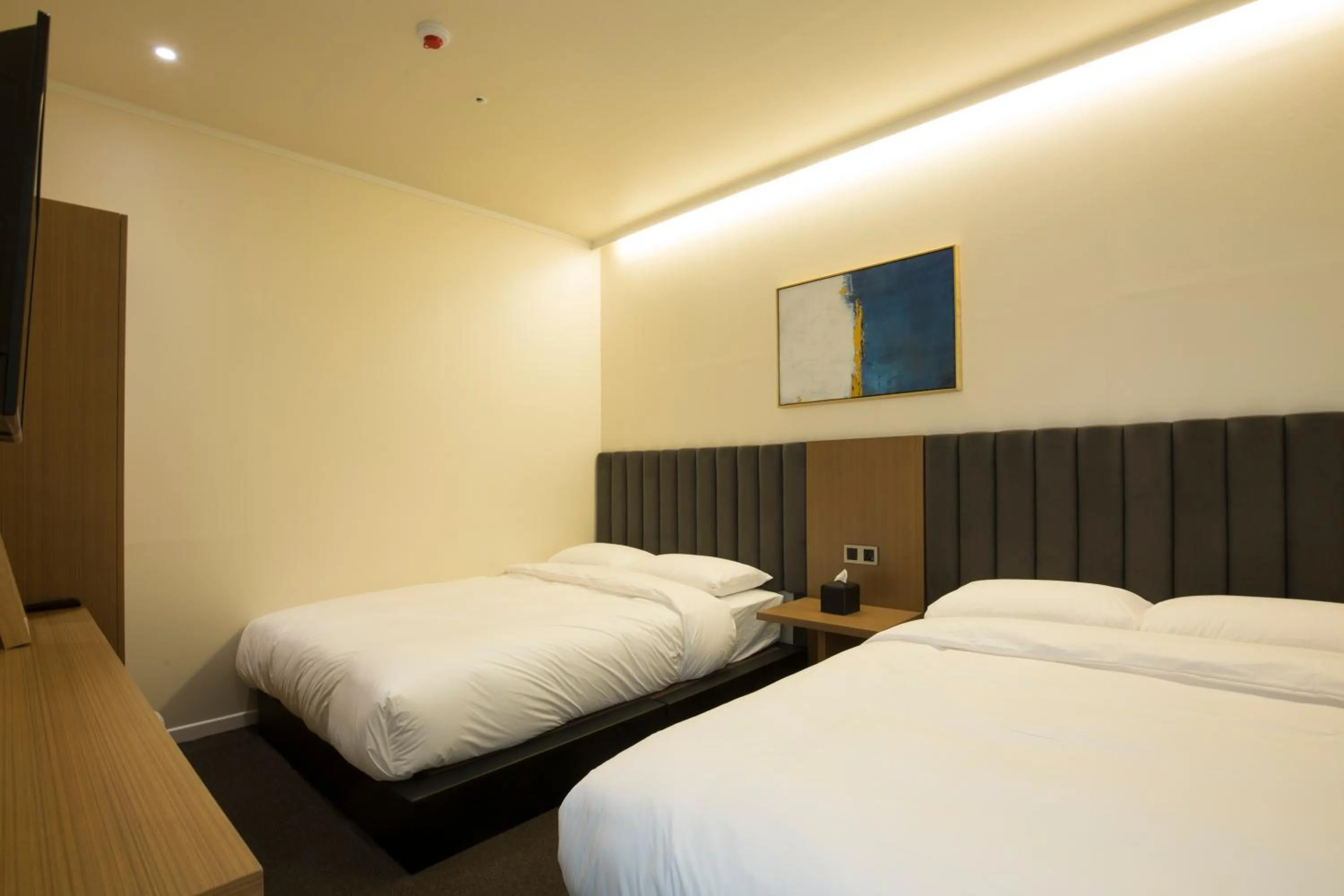 Bedroom, Bed in UH Suite The Haeundae