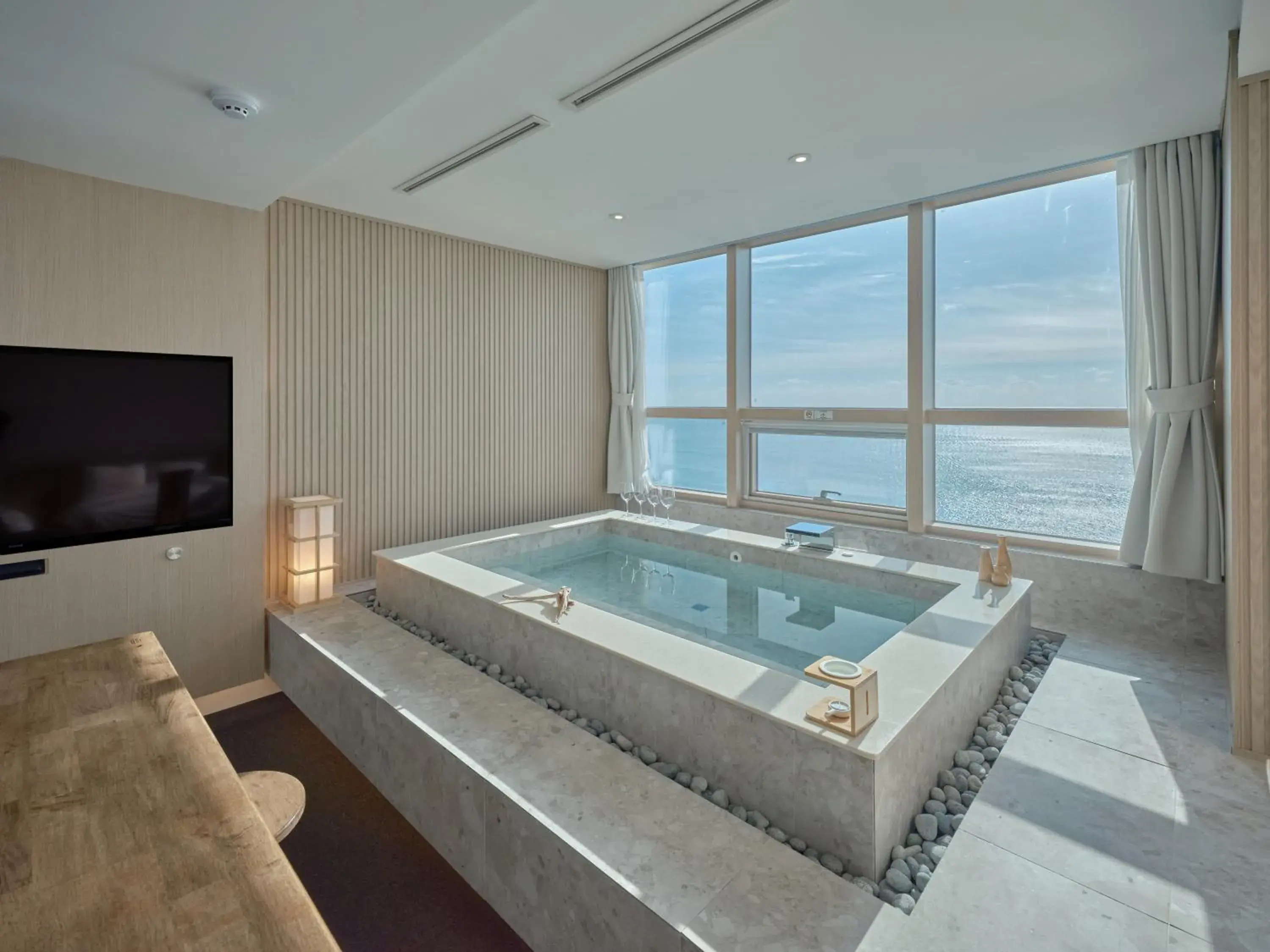 Sea view in UH Suite The Haeundae Sea view in UH Suite The Haeundae