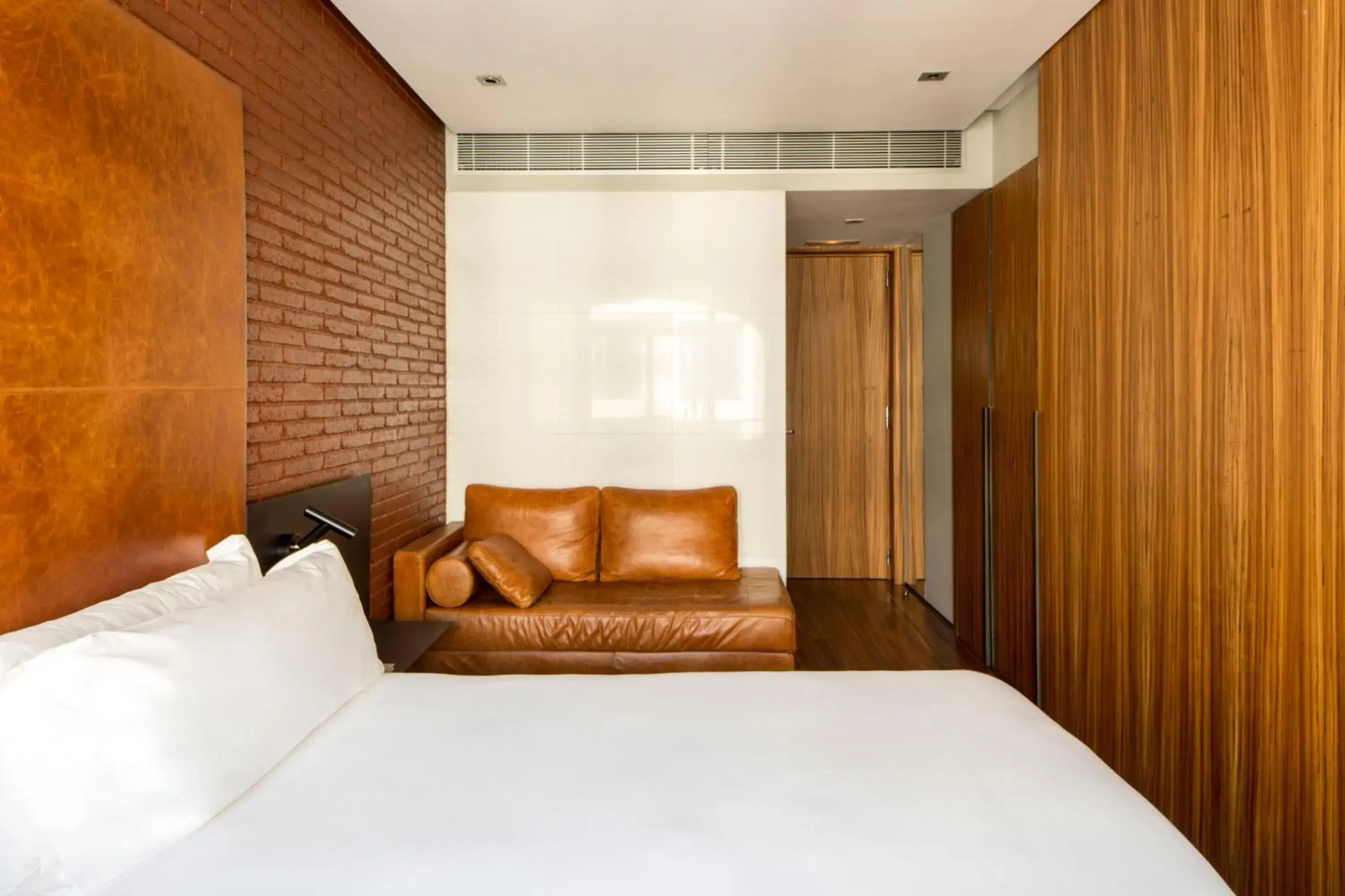Bed in Hotel Granados 83, a member of Preferred Hotels & Resorts Bed in Hotel Granados 83, a member of Preferred Hotels & Resorts