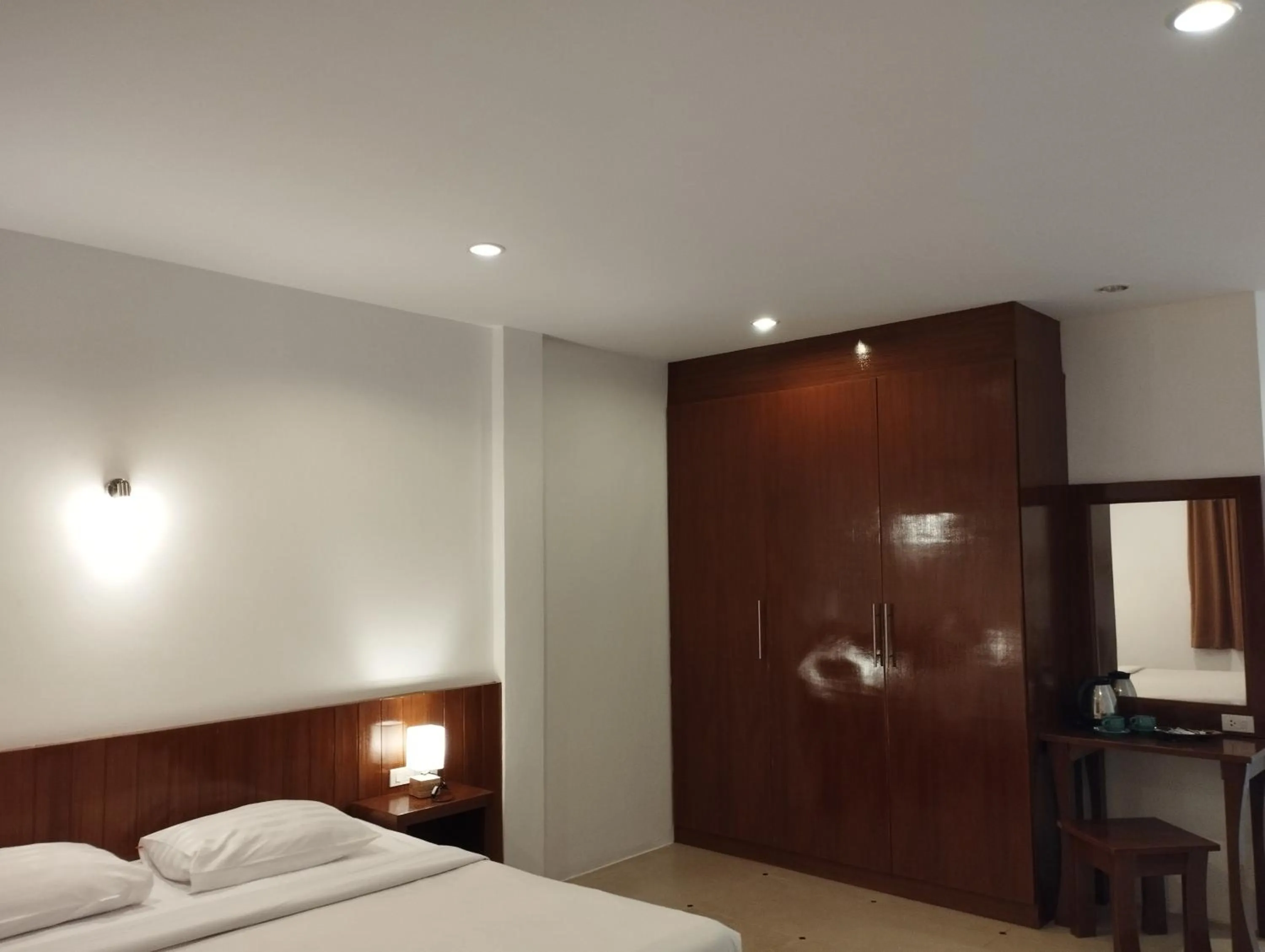 Bed in Phuket Jungle Experience Resort