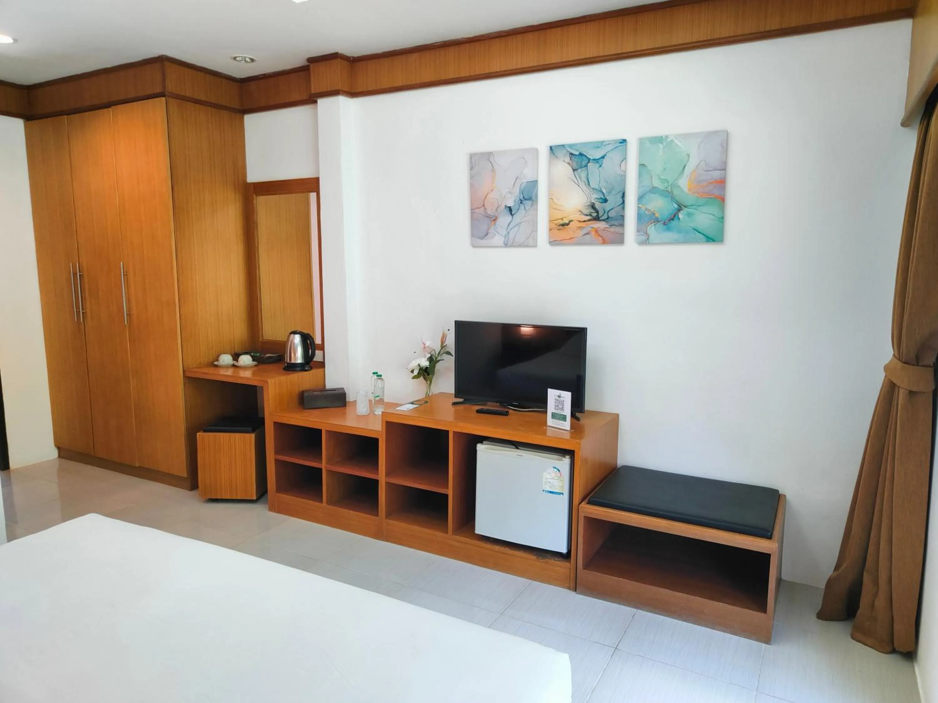 Bed in Phuket Jungle Experience Resort