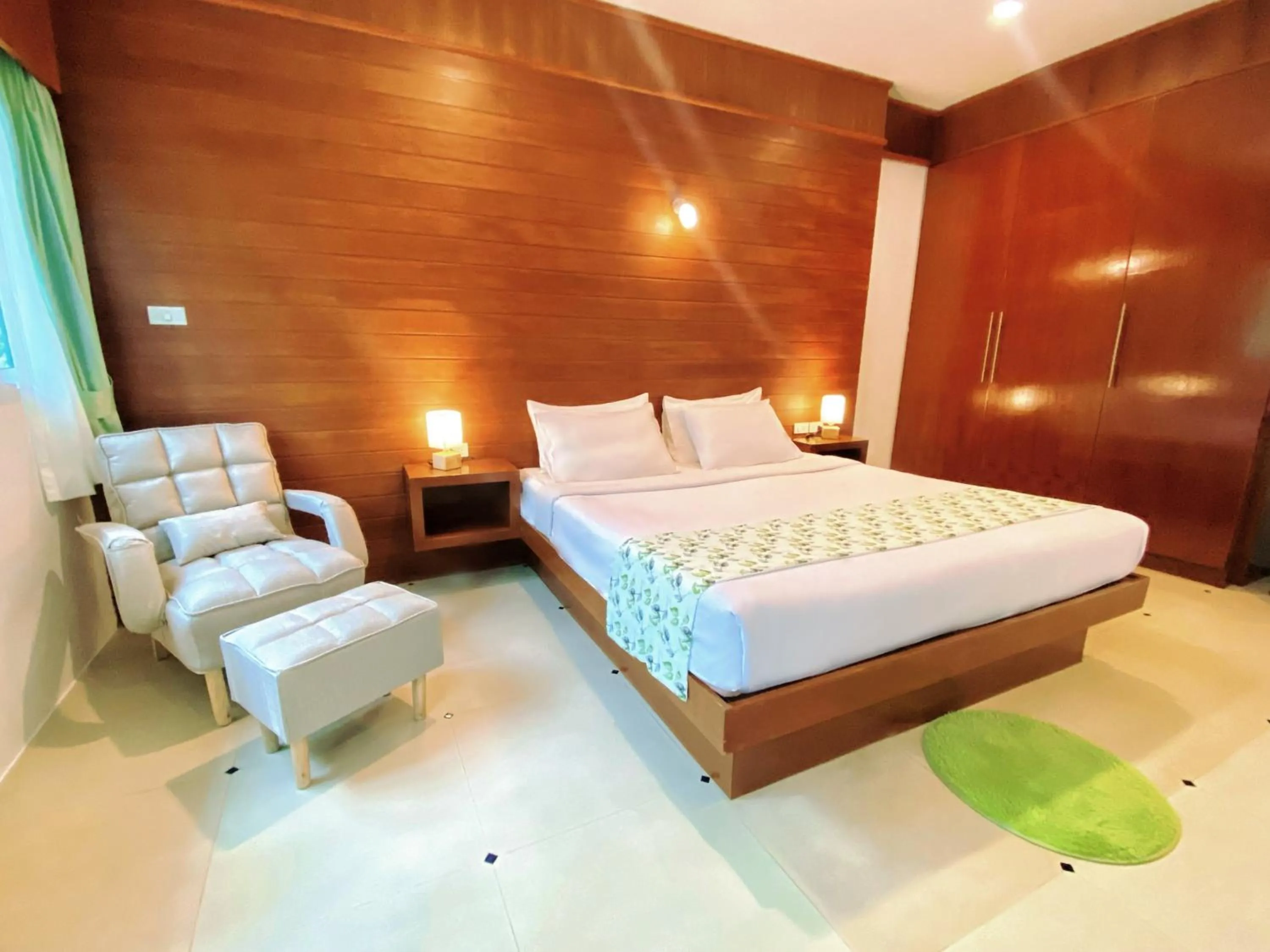 Bed in Phuket Jungle Experience Resort