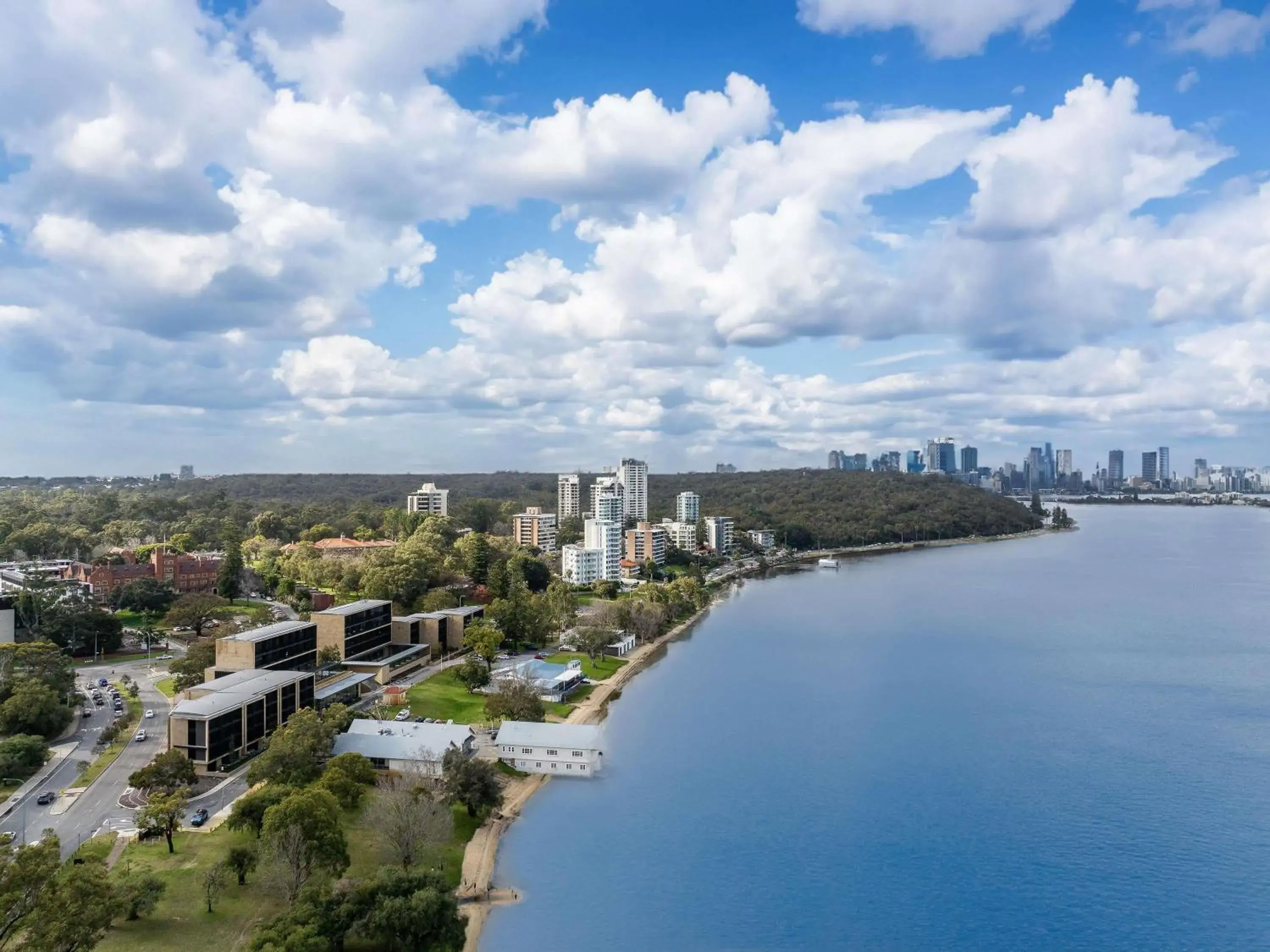 Property building in Wonil Hotel Perth - Handwritten Collection Property building in Wonil Hotel Perth - Handwritten Collection