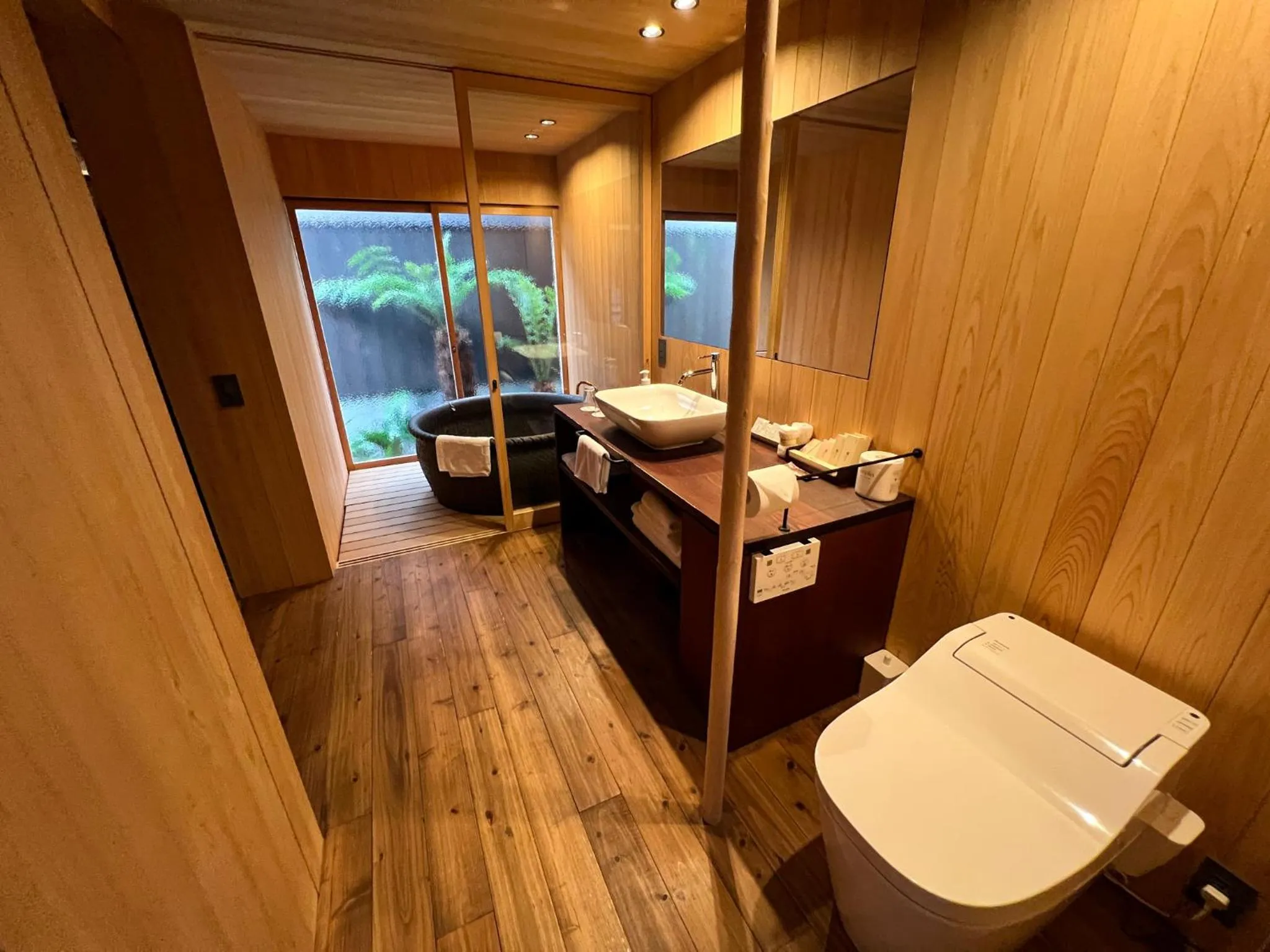 Toilet in Rinn Shiki Juraku