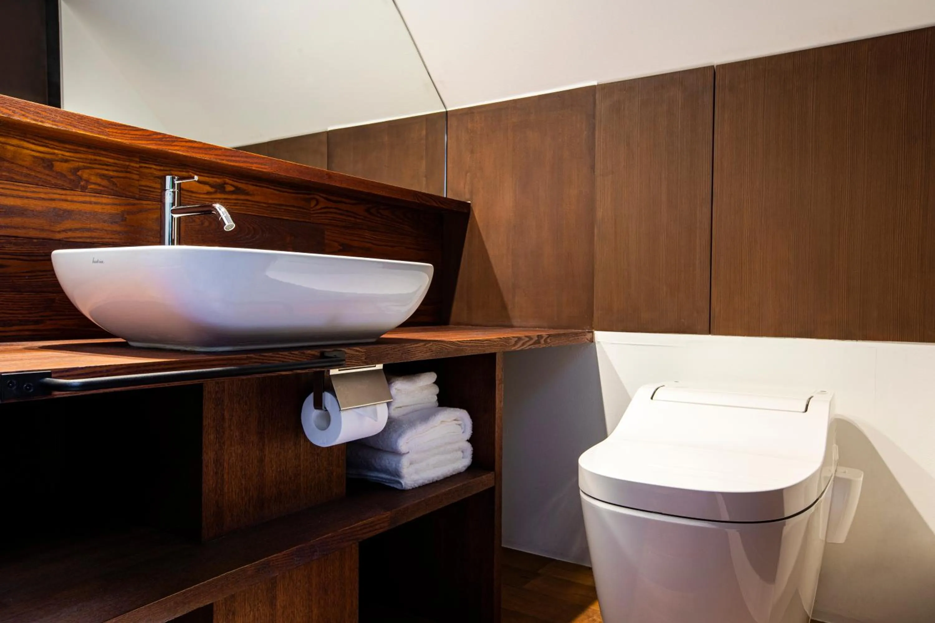 Toilet in Rinn Shiki Juraku