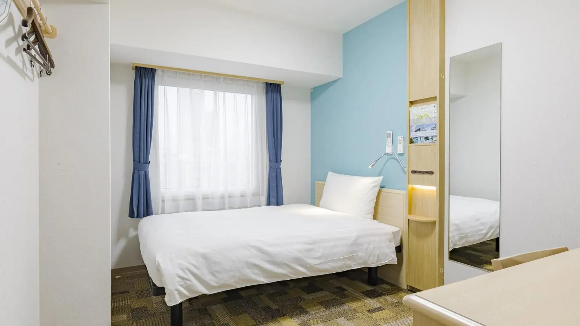 Single Room - Smoking in Toyoko Inn Osaka Bentencho Single Room - Smoking in Toyoko Inn Osaka Bentencho