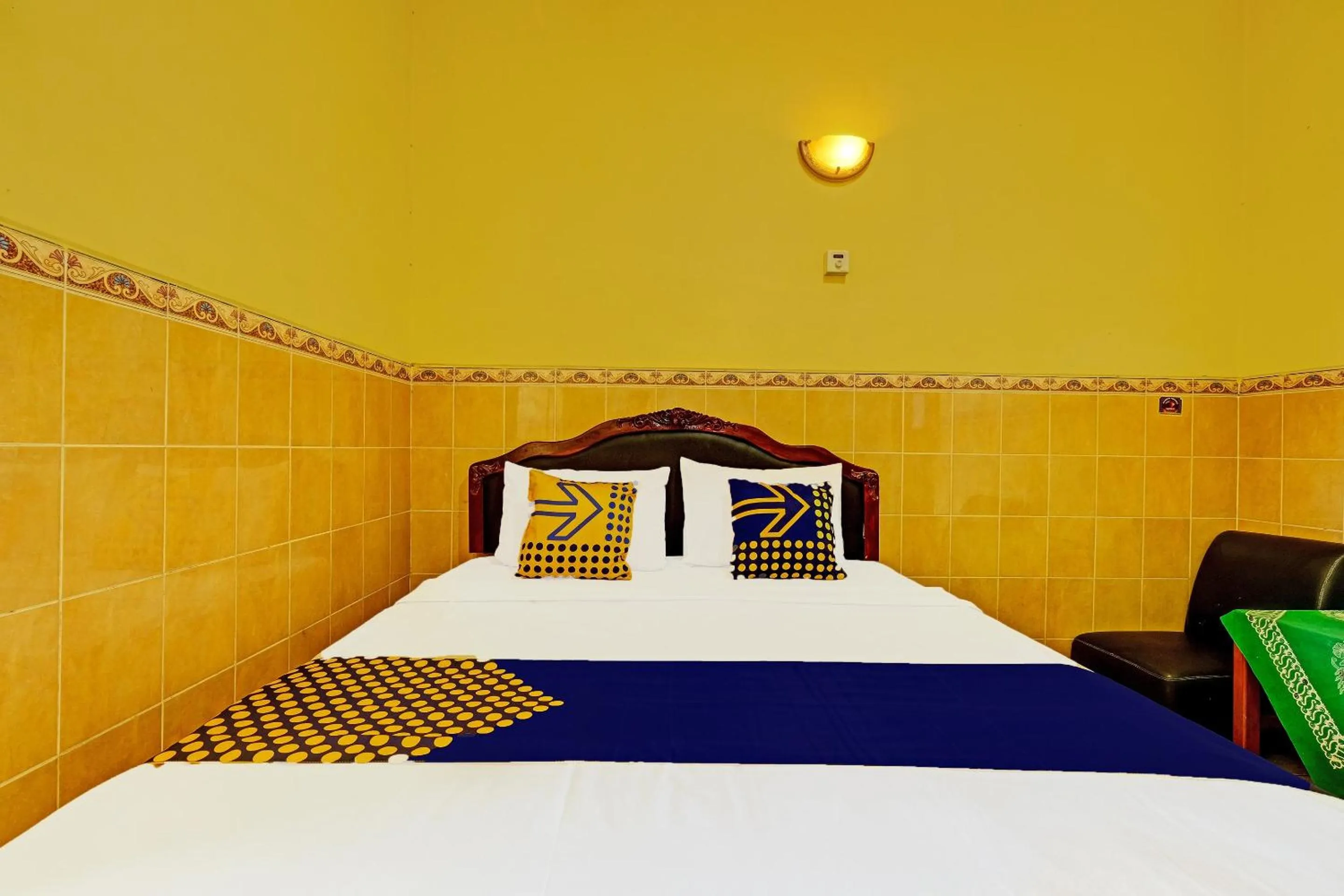 Bedroom in Hotel O Citra Dewi 2