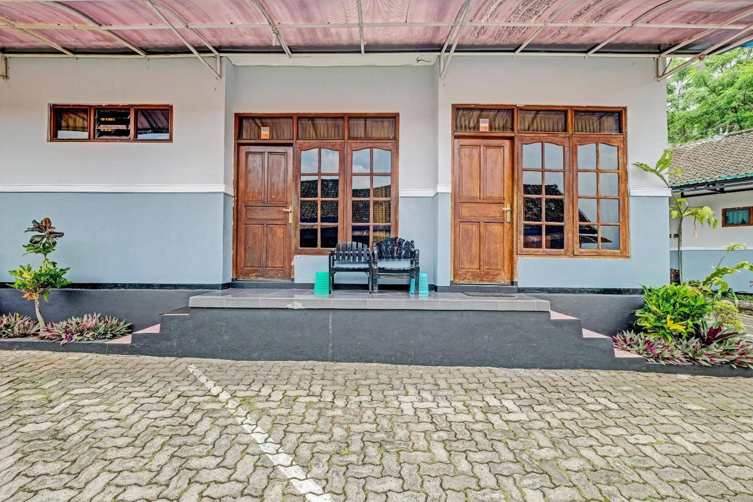 Lobby or reception in Hotel O Citra Dewi 2