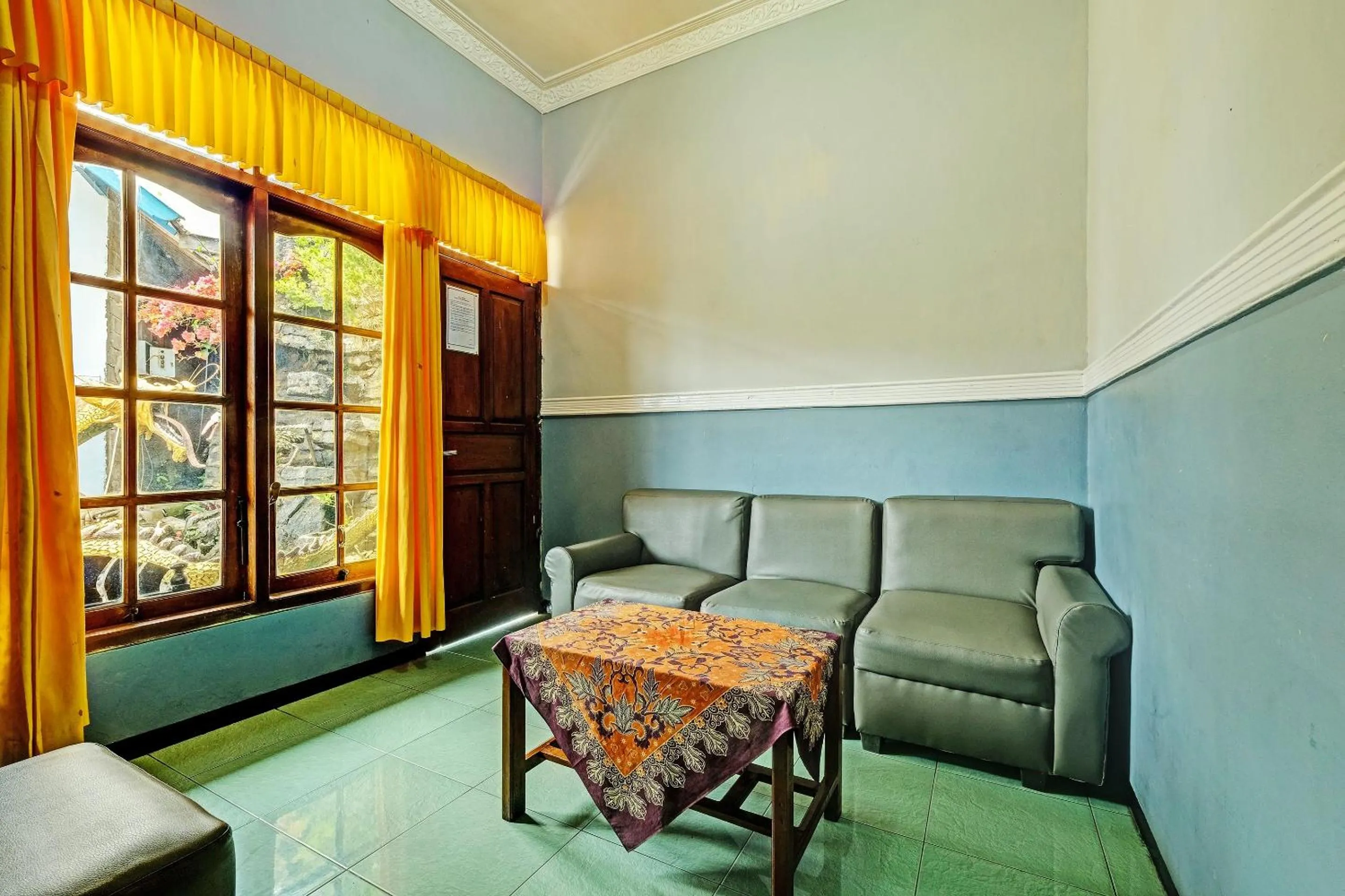 Lobby or reception in Hotel O Citra Dewi 2