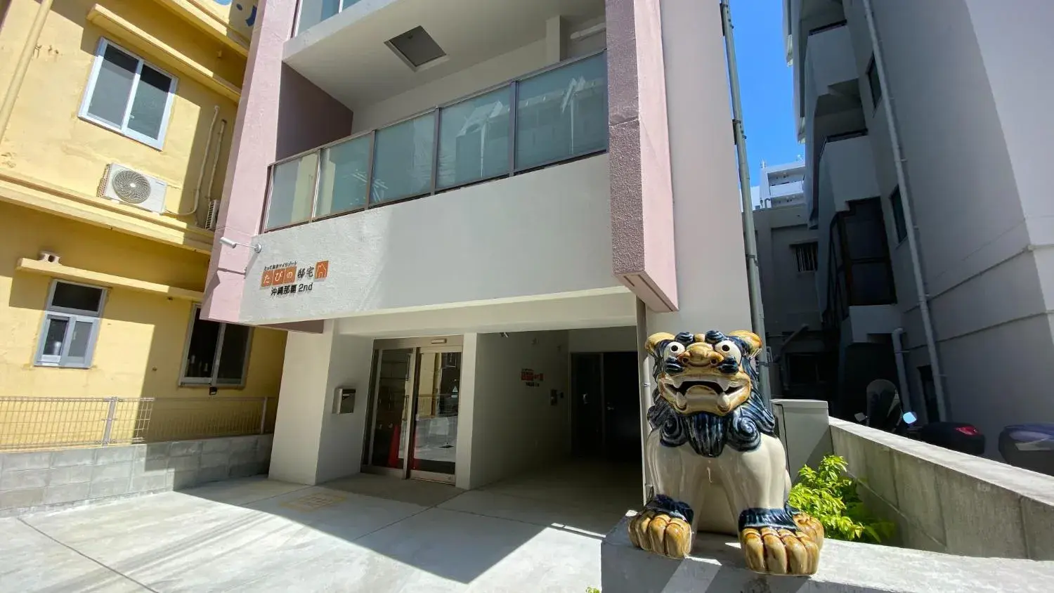 Property building in Tabinoteitaku Okinawa Naha 2nd Property building in Tabinoteitaku Okinawa Naha 2nd