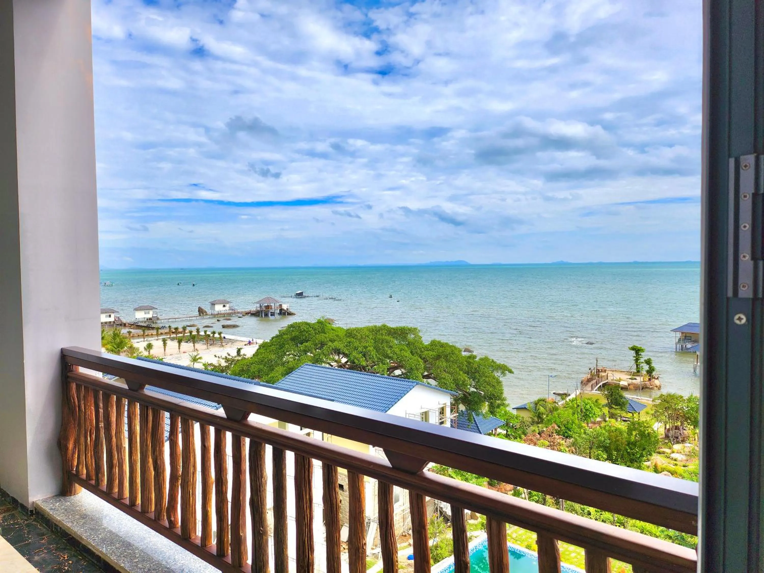 Day in Voyage Phu Quoc Beach Resort