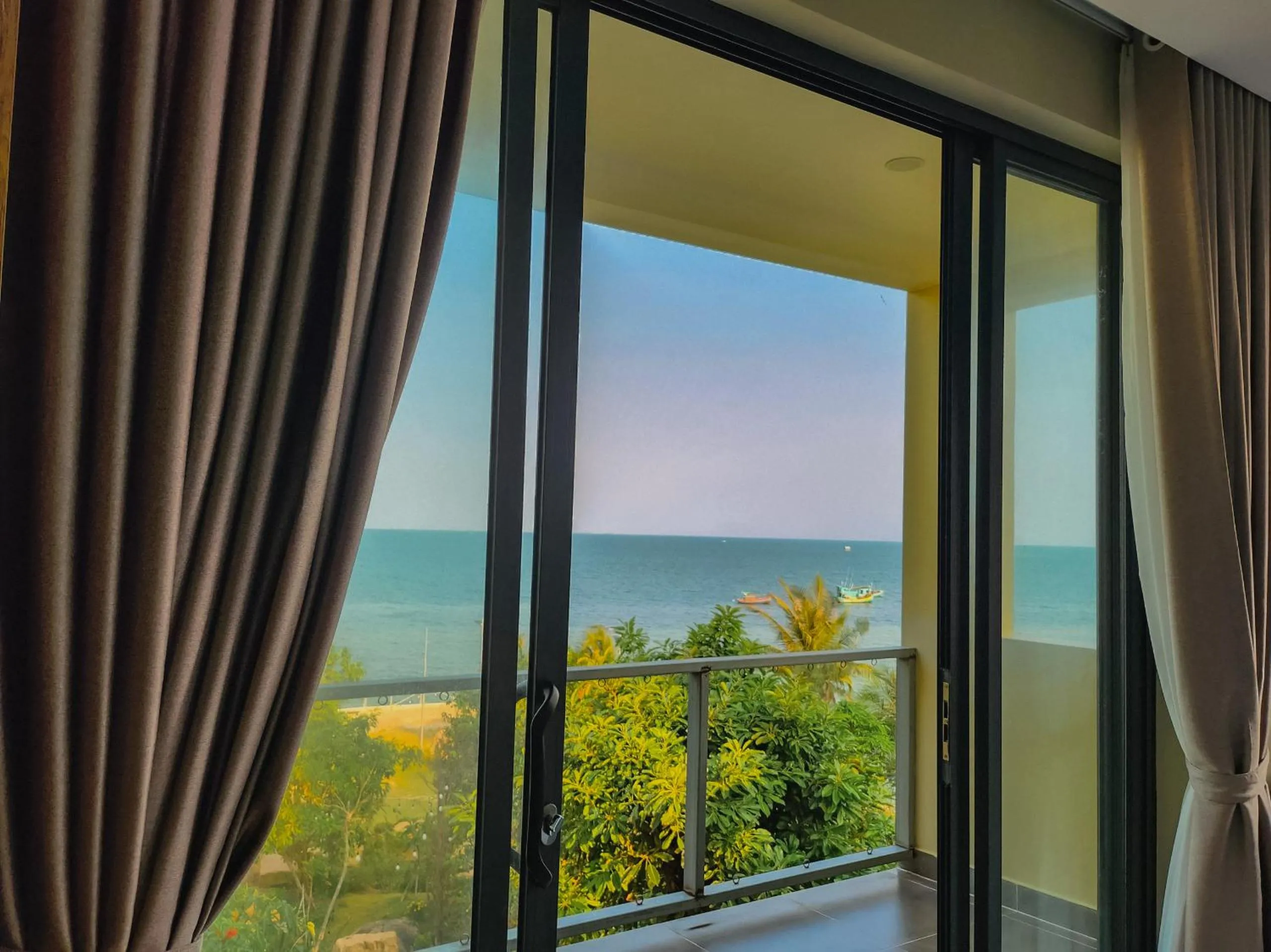 Day in Voyage Phu Quoc Beach Resort