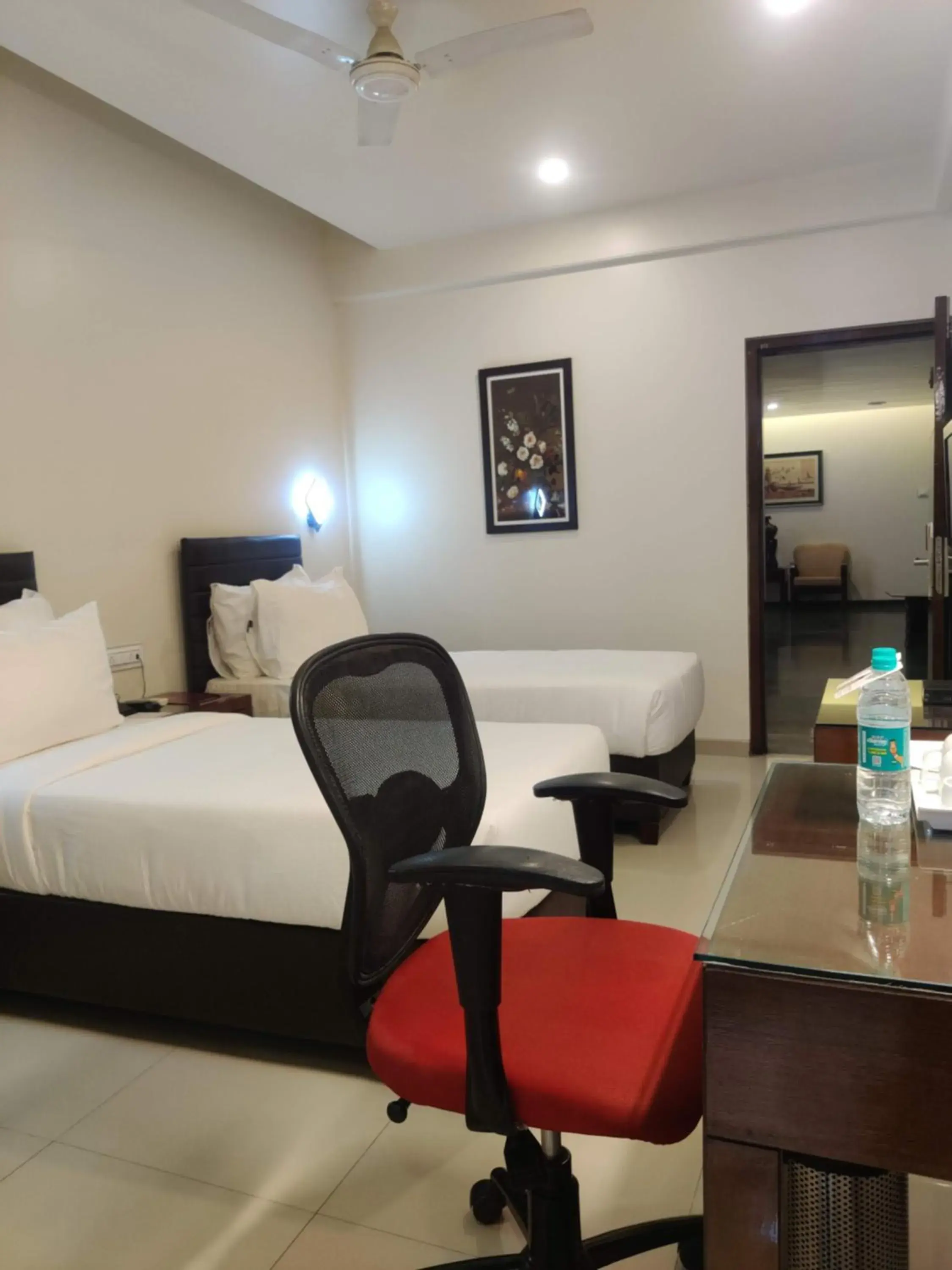 Deluxe Room in Masara Biznotel Deluxe Room in Masara Biznotel