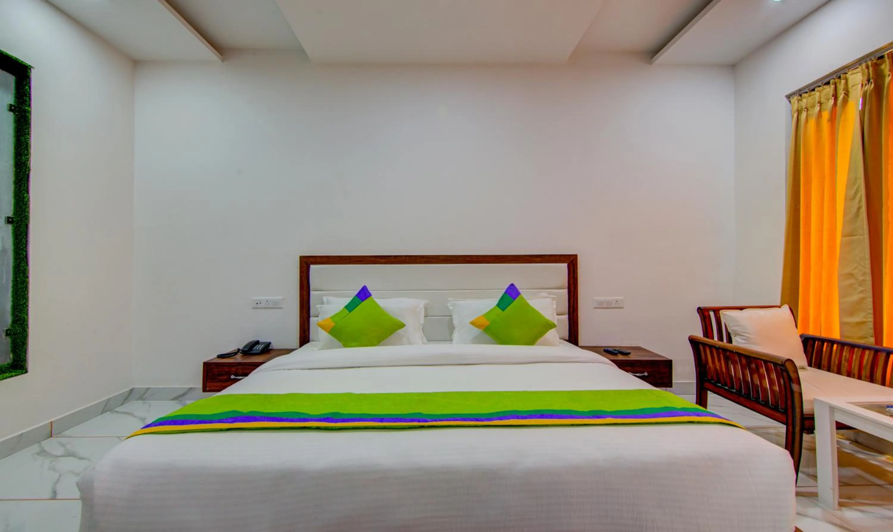 Bedroom, Bed in Treebo Down Town, Dalhousie