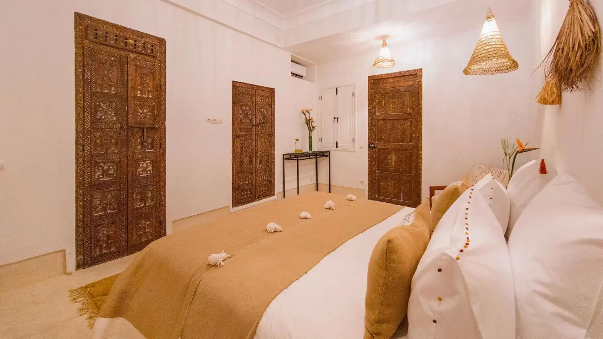 Twin Room with Private Bathroom - single occupancy in RIAD 48 & SPA Twin Room with Private Bathroom - single occupancy in RIAD 48 & SPA