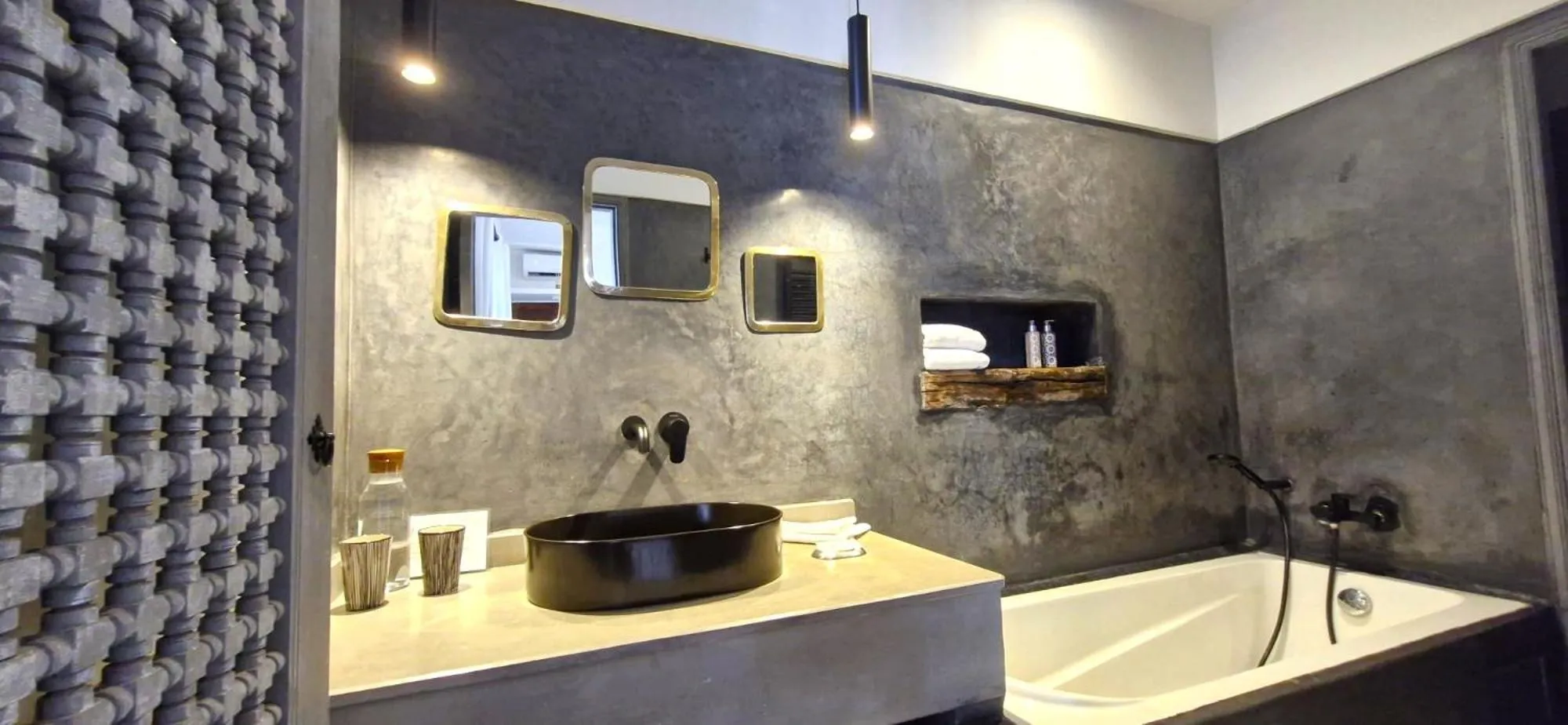 Bathroom in RIAD 48 & SPA