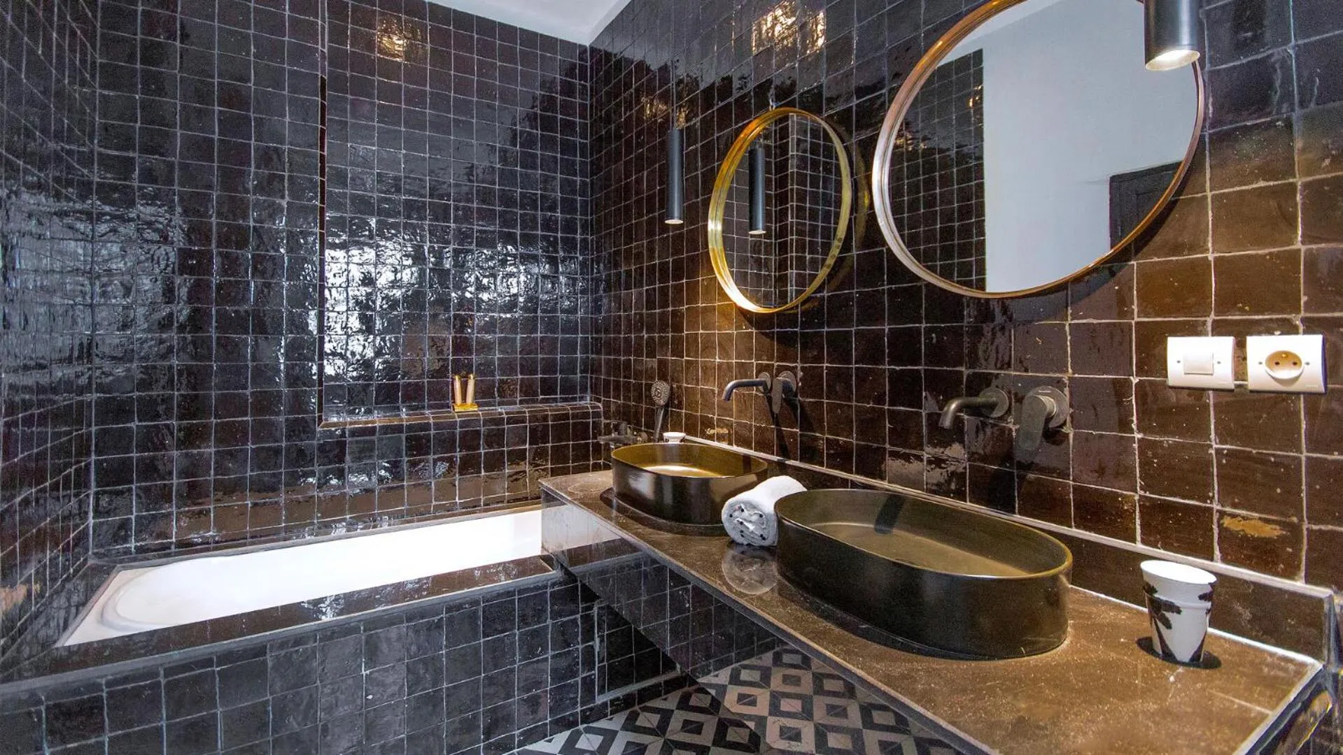 Bathroom in RIAD 48 & SPA