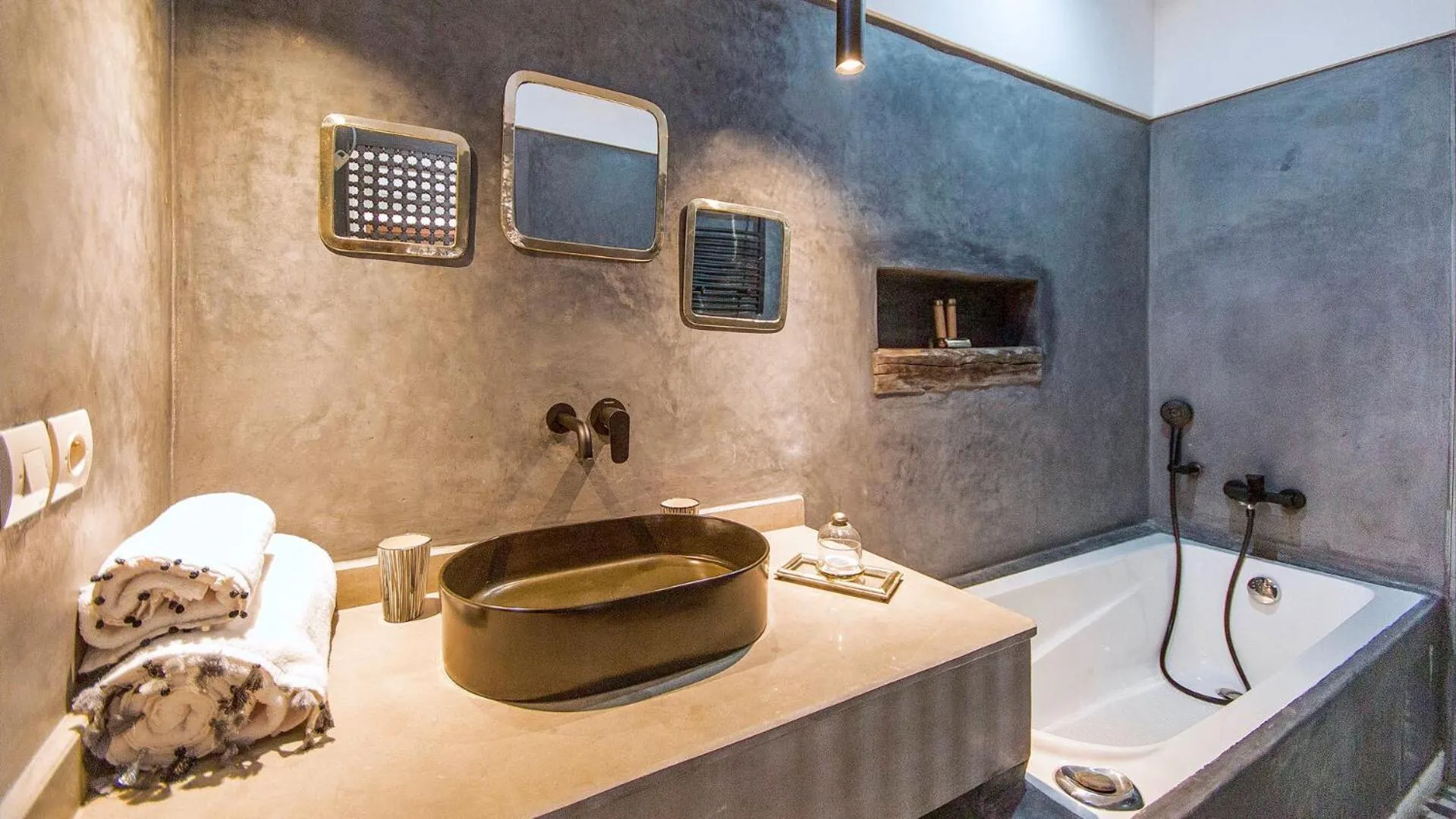 Bathroom in RIAD 48 & SPA