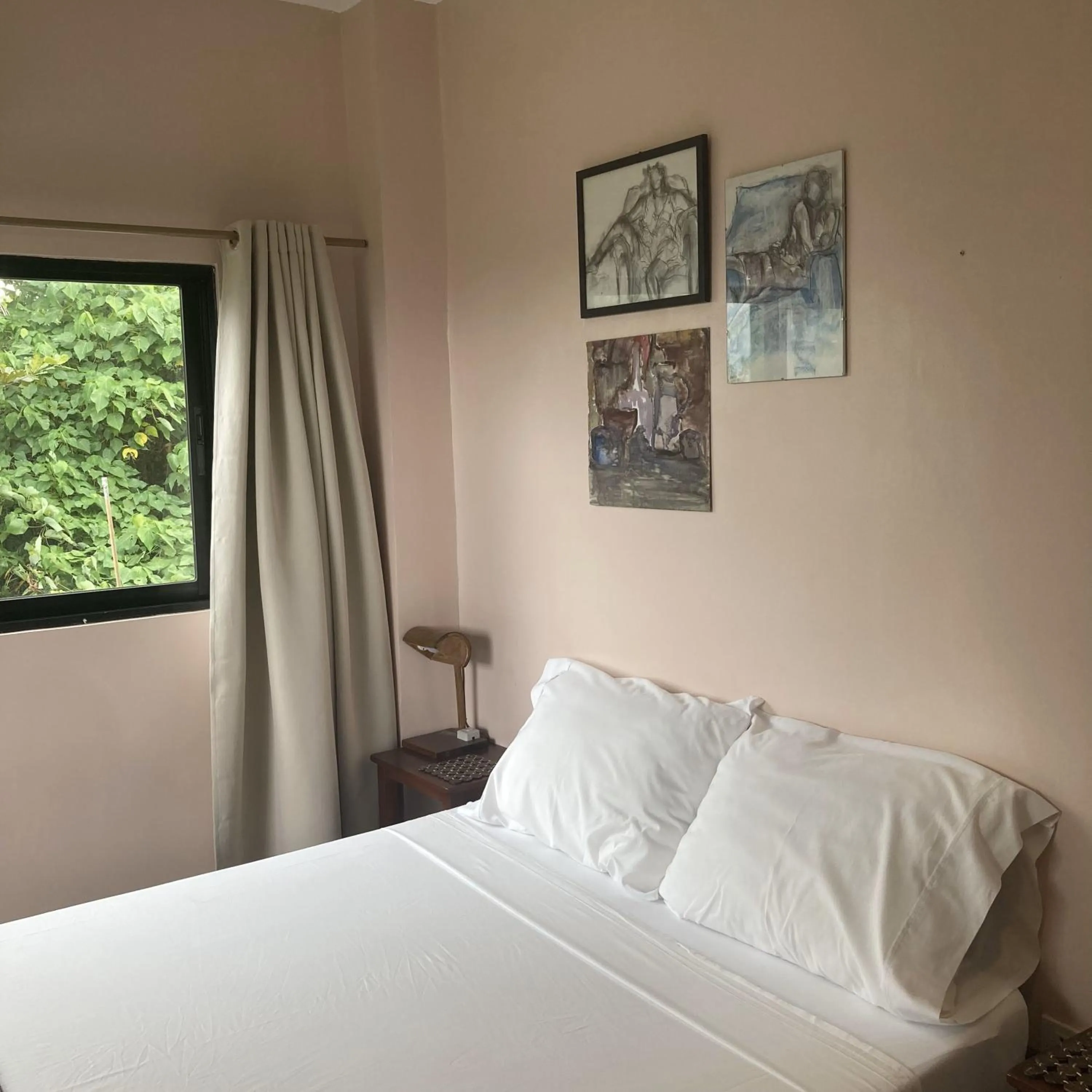 Bed in The Lazy Tiki