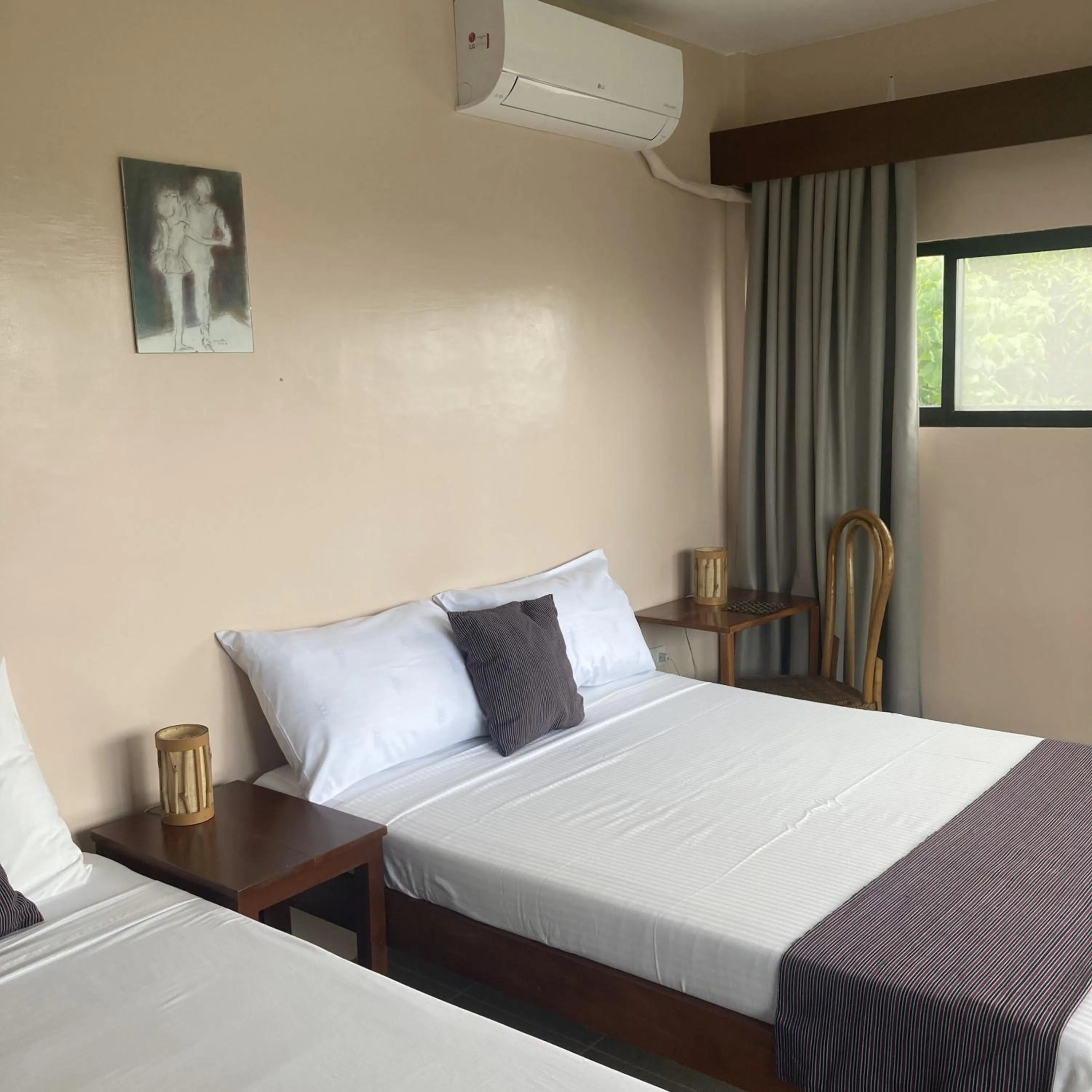 Bed in The Lazy Tiki