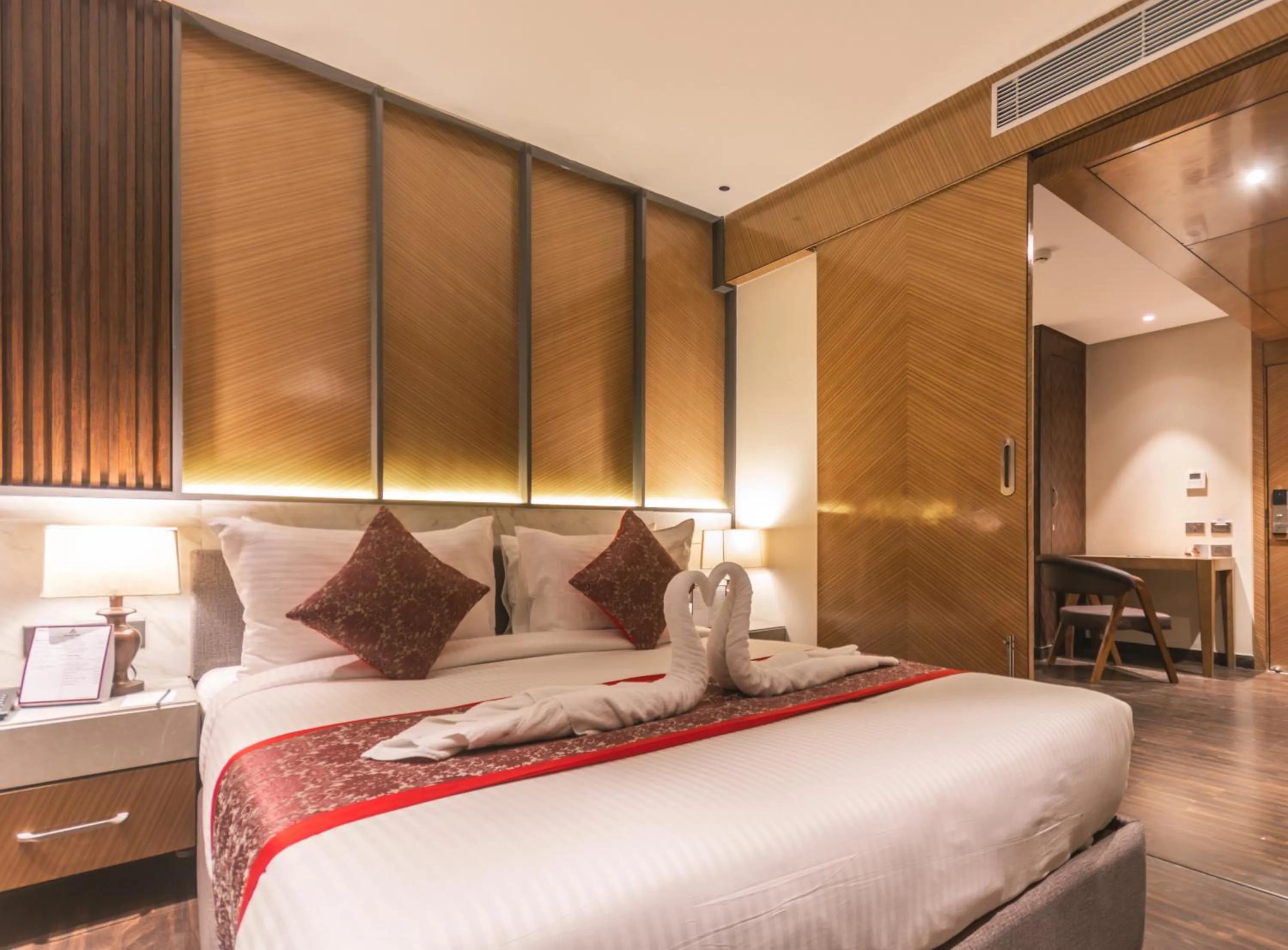 Bed in Amritara Kirpa, Amritsar